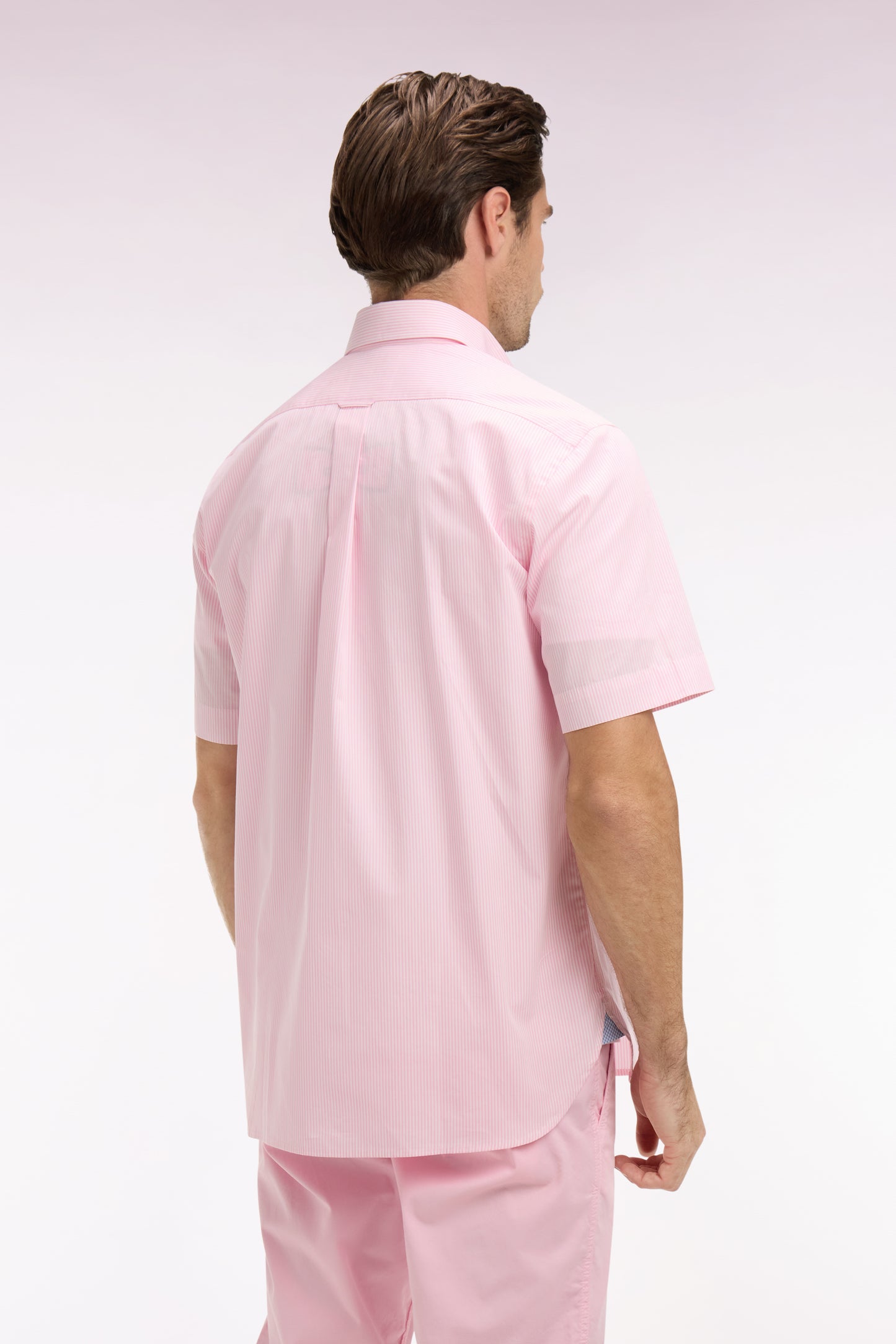 Chemise à manches courtes en coton à rayures bâtons rose
