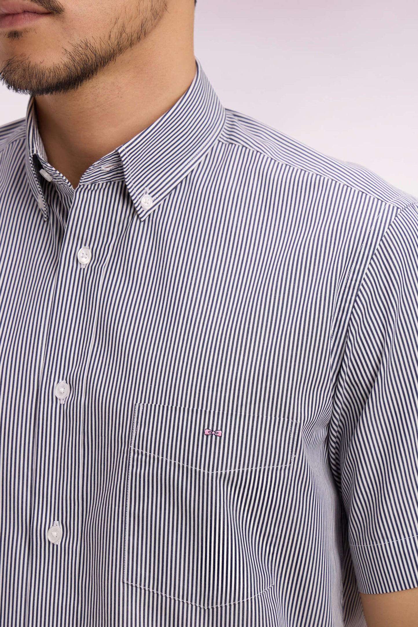 Chemise à manches courtes en coton à rayures bâtons marine