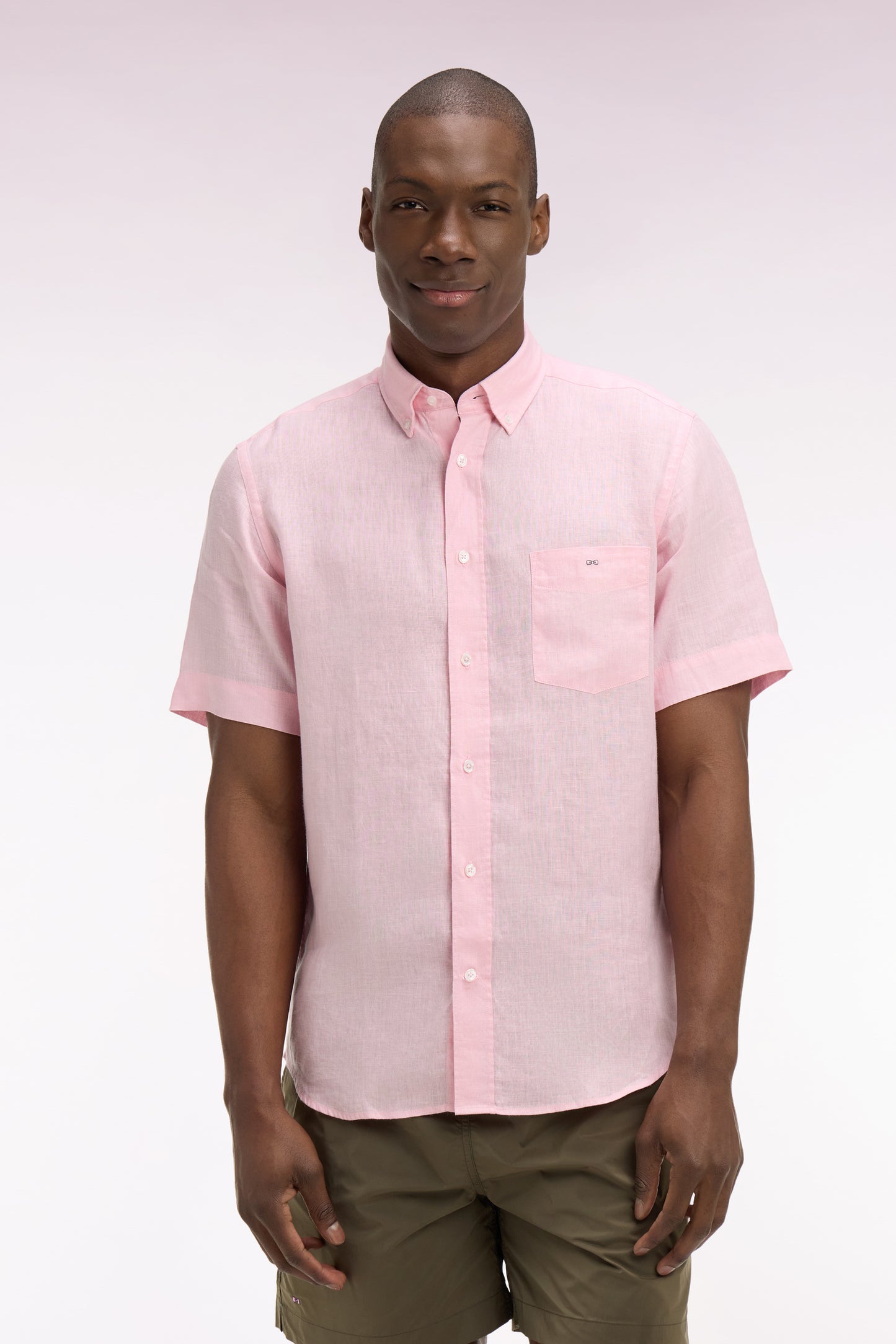 Chemise à manches courtes en lin rose clair
