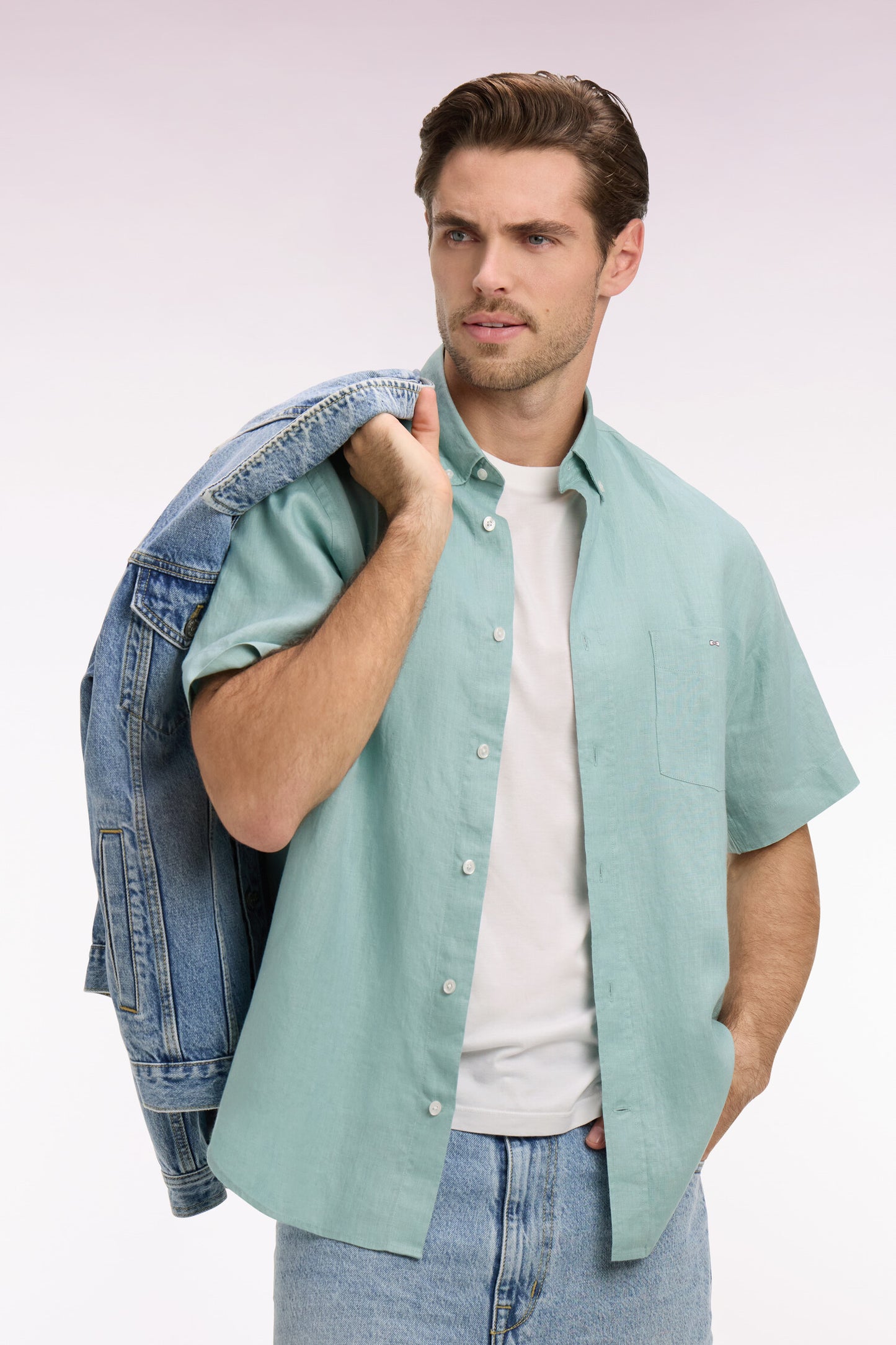 Chemise à manches courtes en lin vert d'eau