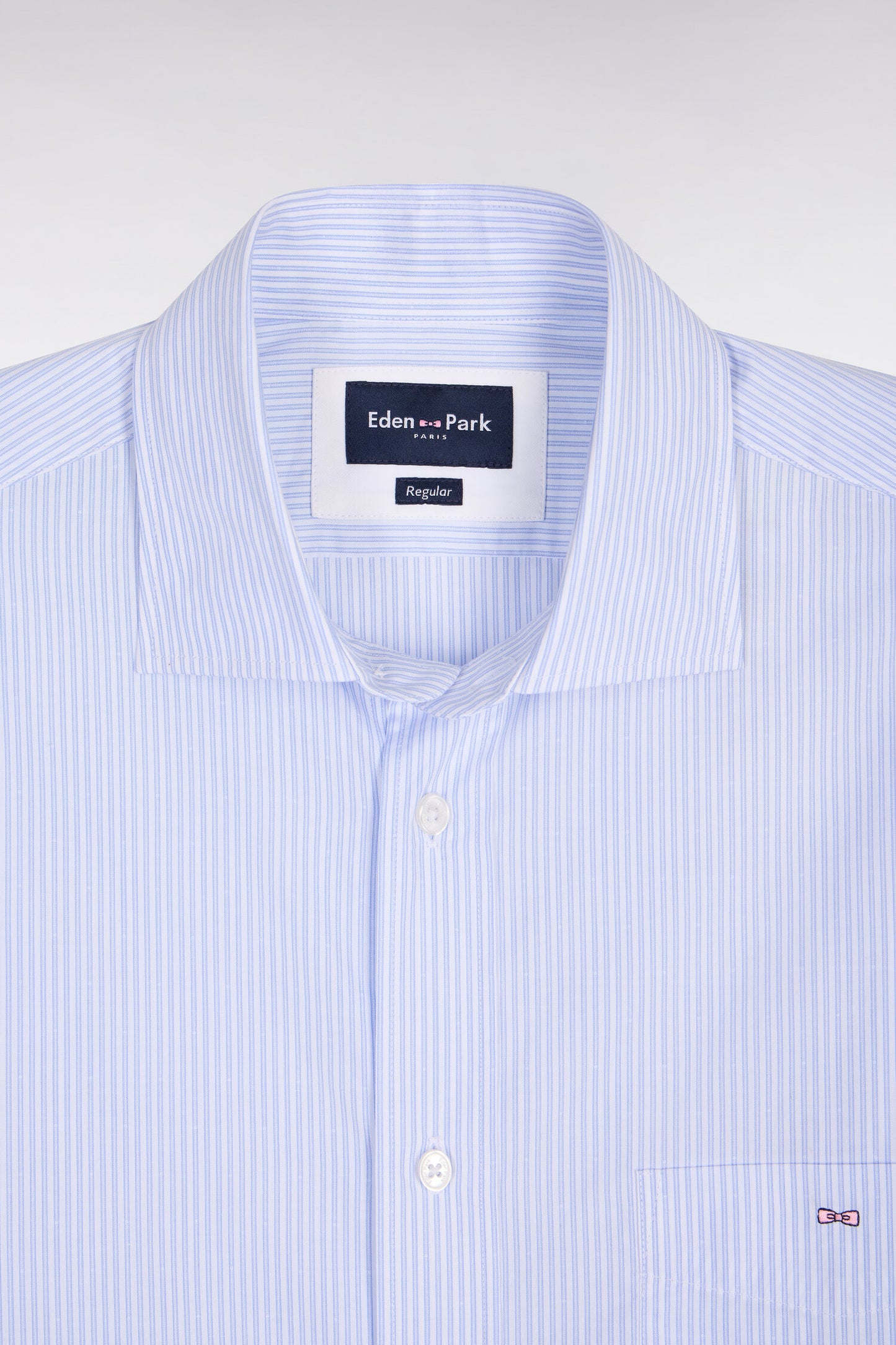 Chemise en coton dobby à rayures ciel coupe regular