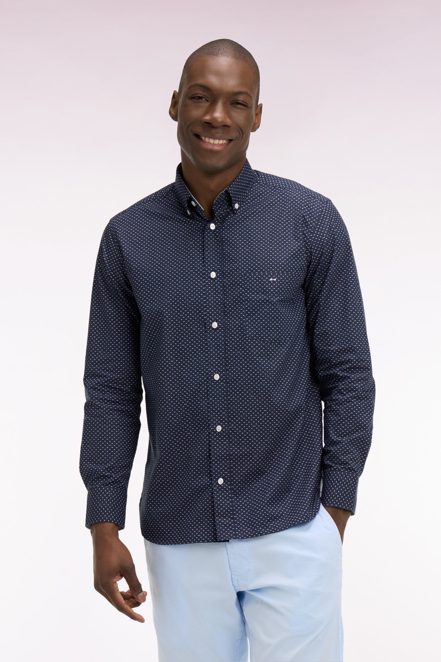 Chemise en popeline de coton bleu ciel à micromotifs coupe regular