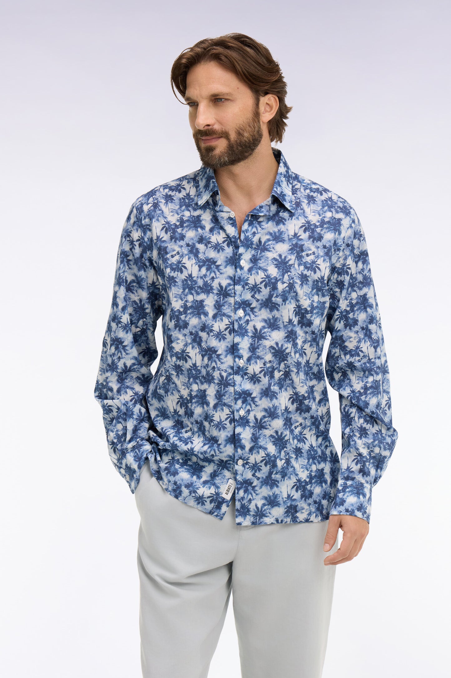 Chemise en popeline de coton imprimé palmiers bleu coupe regular