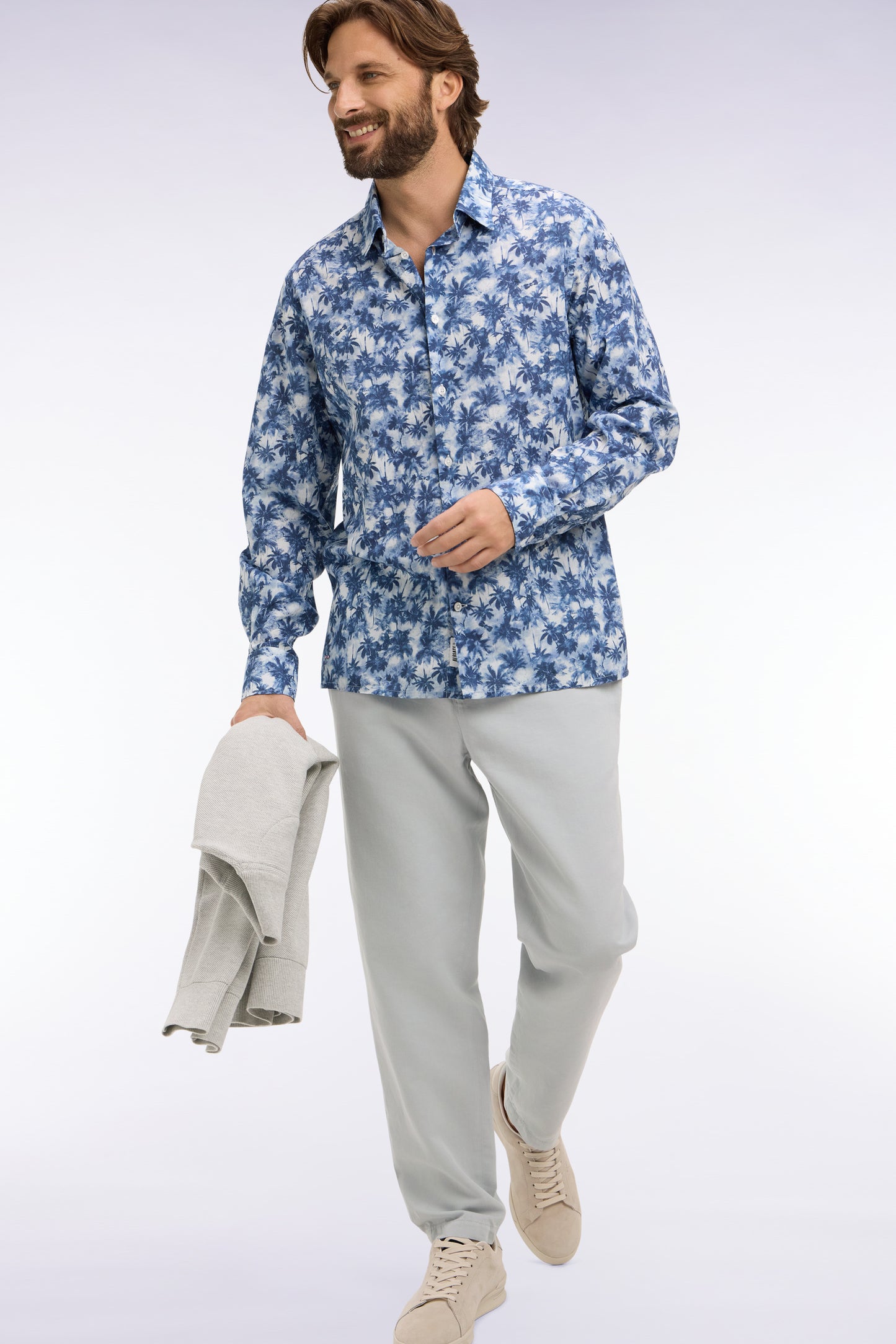 Chemise en popeline de coton imprimé palmiers bleu coupe regular