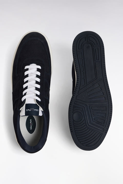 sneakers en cuir marine à semelles blanches - Image 3