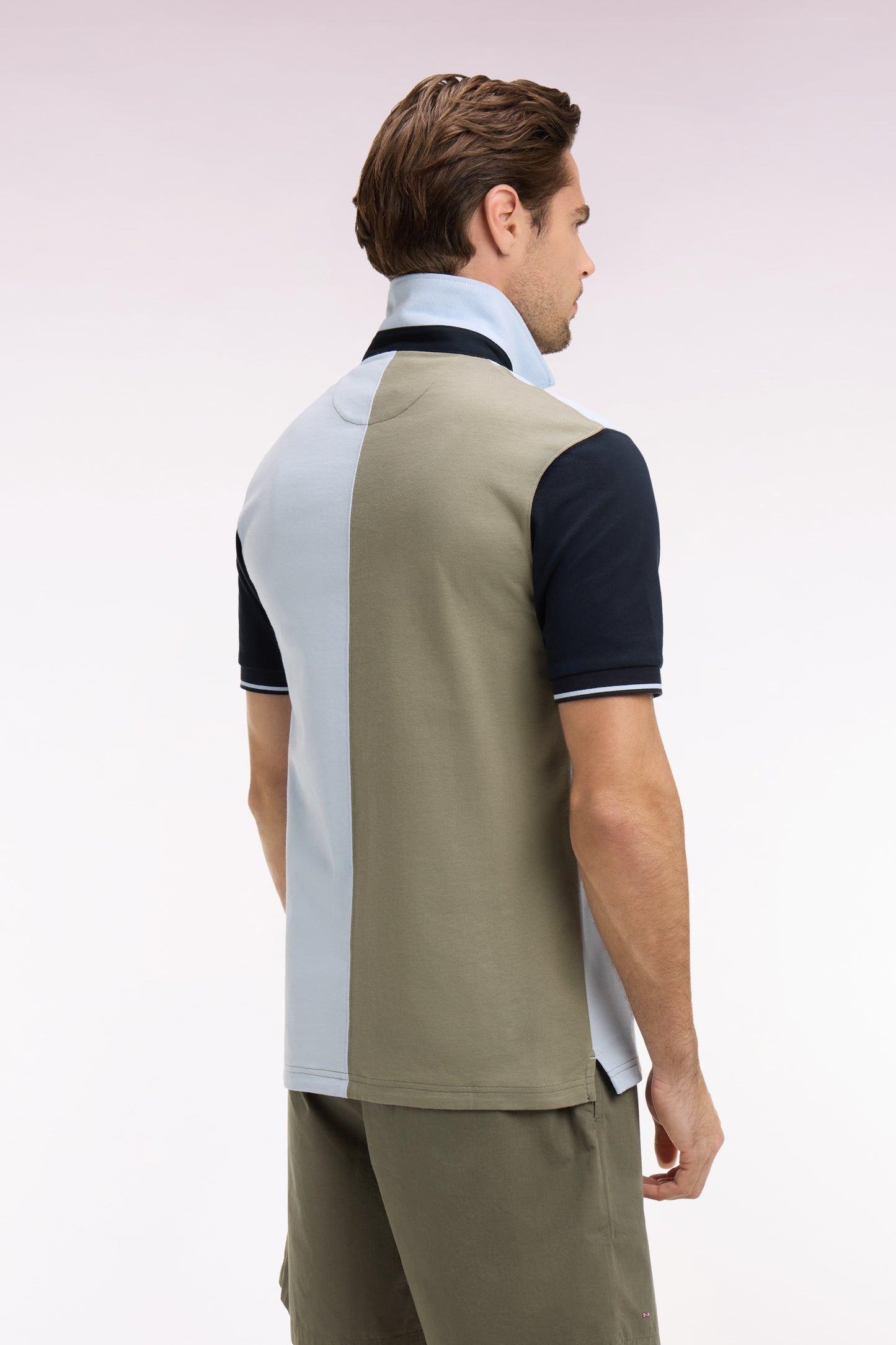 Maillot à manches courtes en coton bicolore kaki et bleu ciel broderie 10 coupe Regular