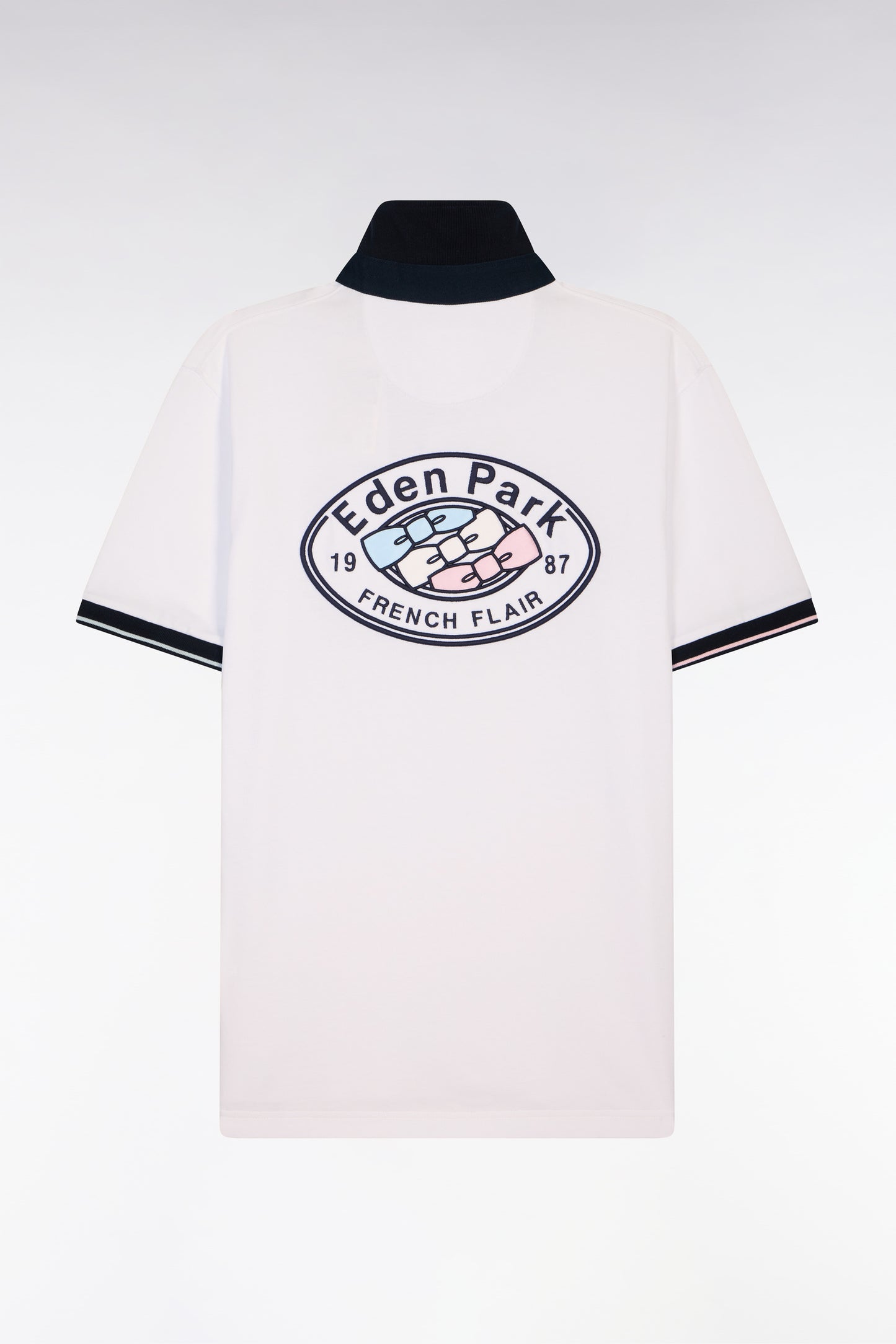 Short-sleeved jersey in white cotton with navy embroidery, regular fit