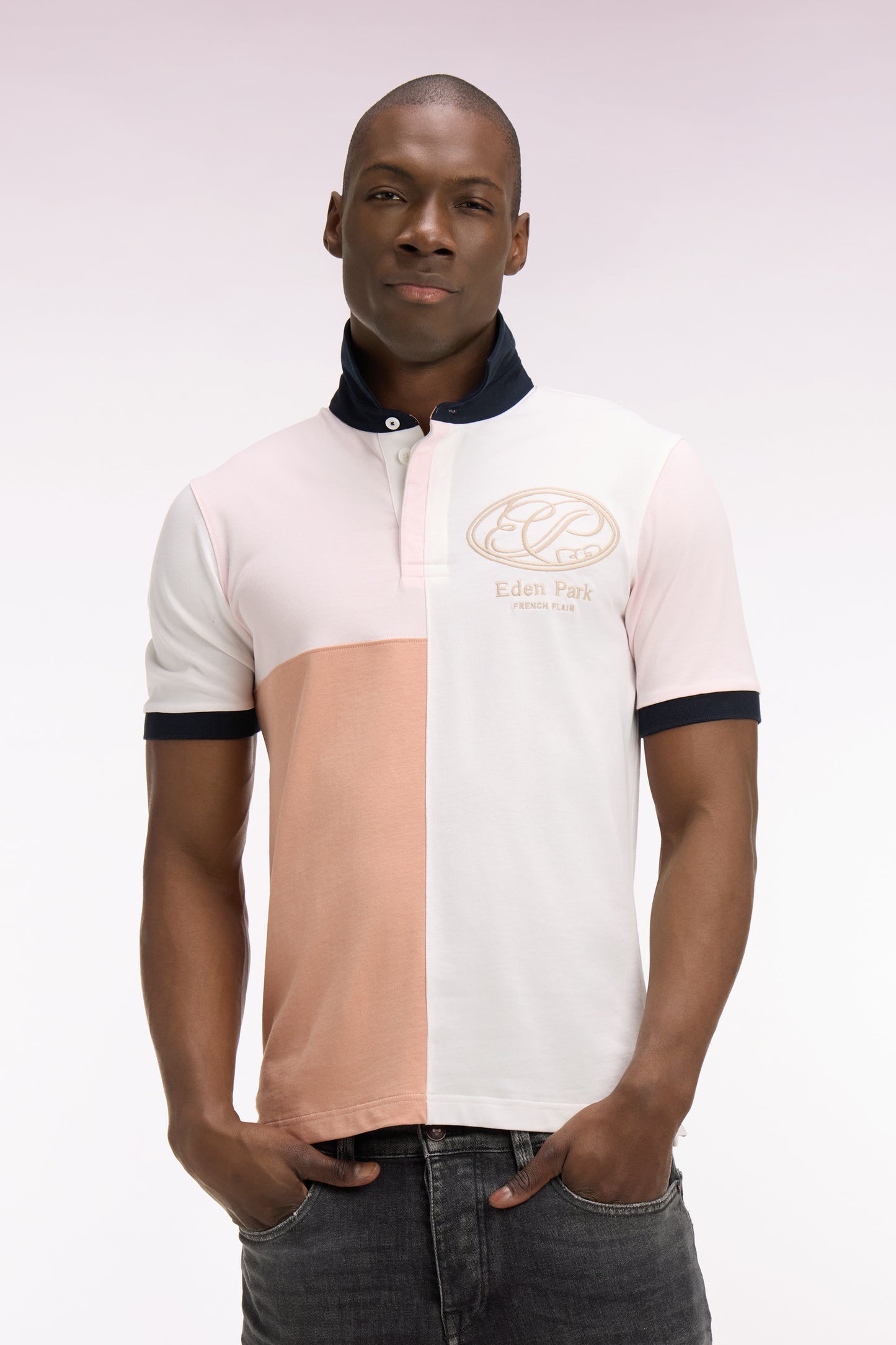 Maillot à manches courtes rose découpes graphiques et broderie coupe regular