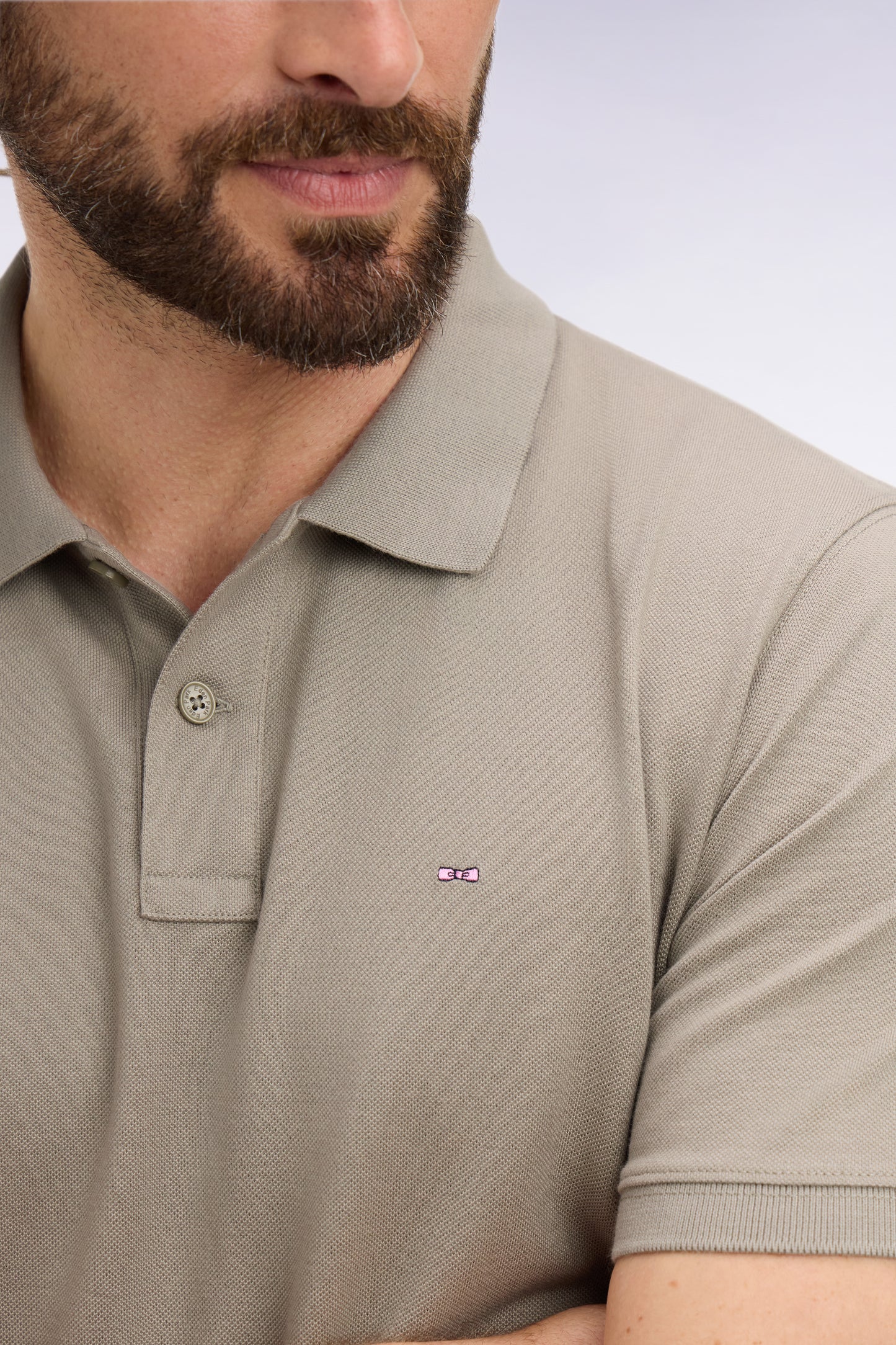 Polo à manches courtes en coton kaki coupe regular