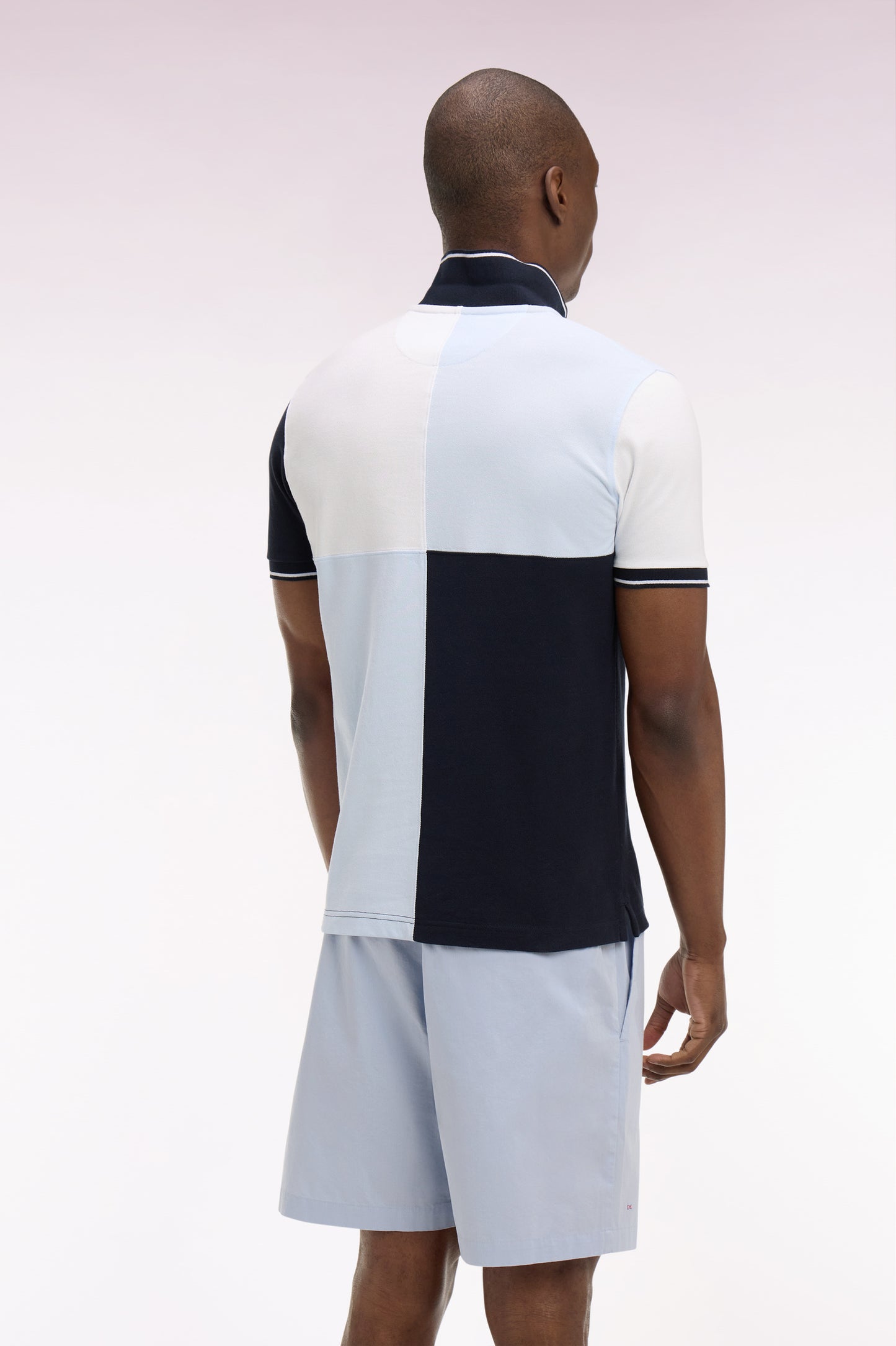 Polo à manches courtes en coton bleu ciel à cadrans coupe regular