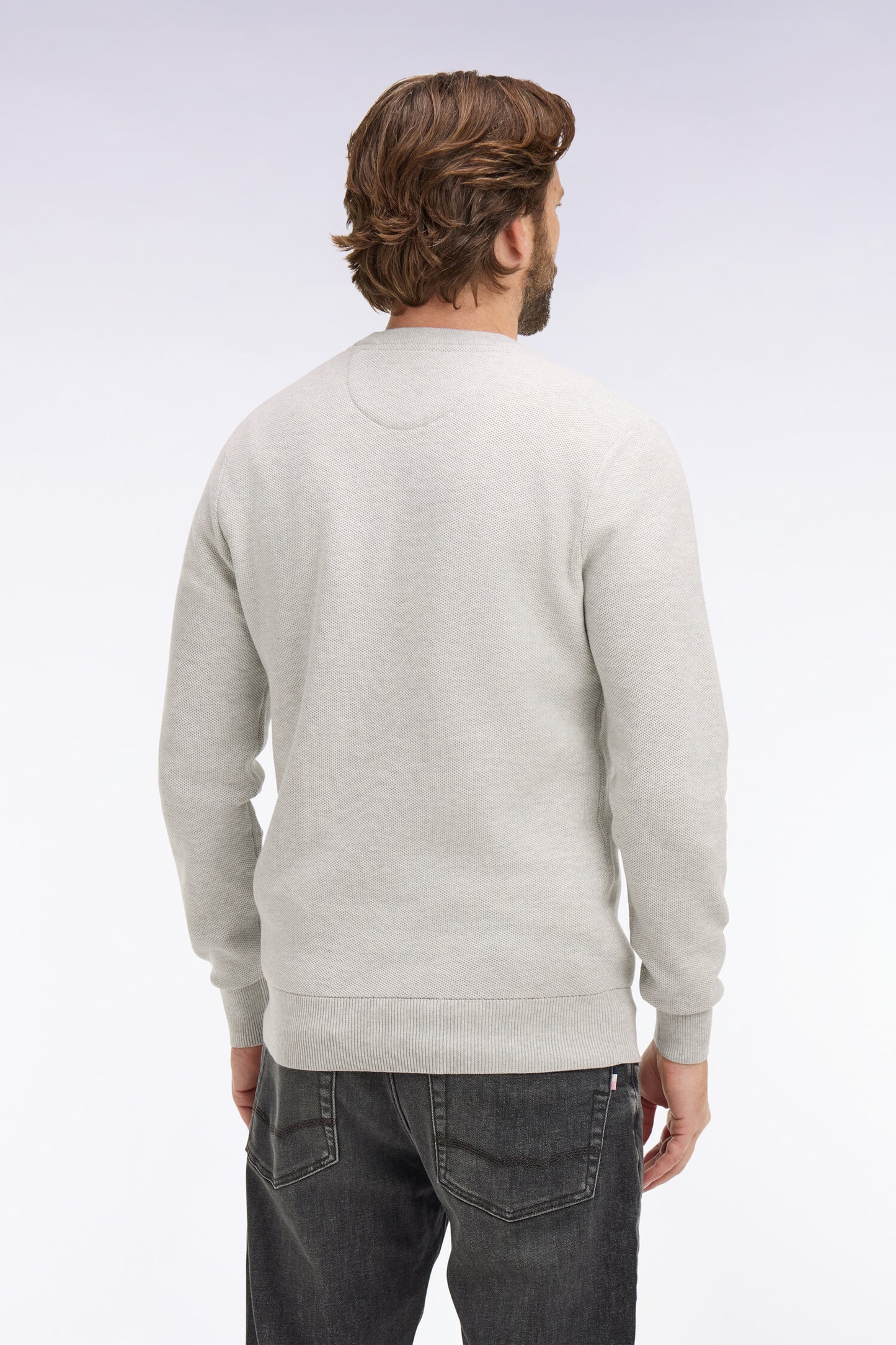 Pull col rond en coton gris clair