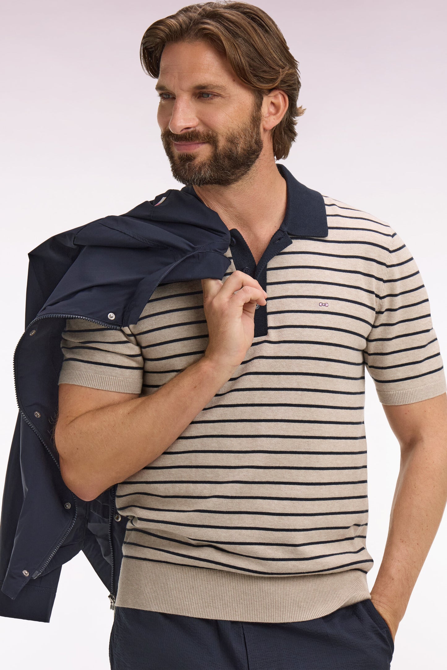 Pull manches courtes à col polo en coton beige rayé