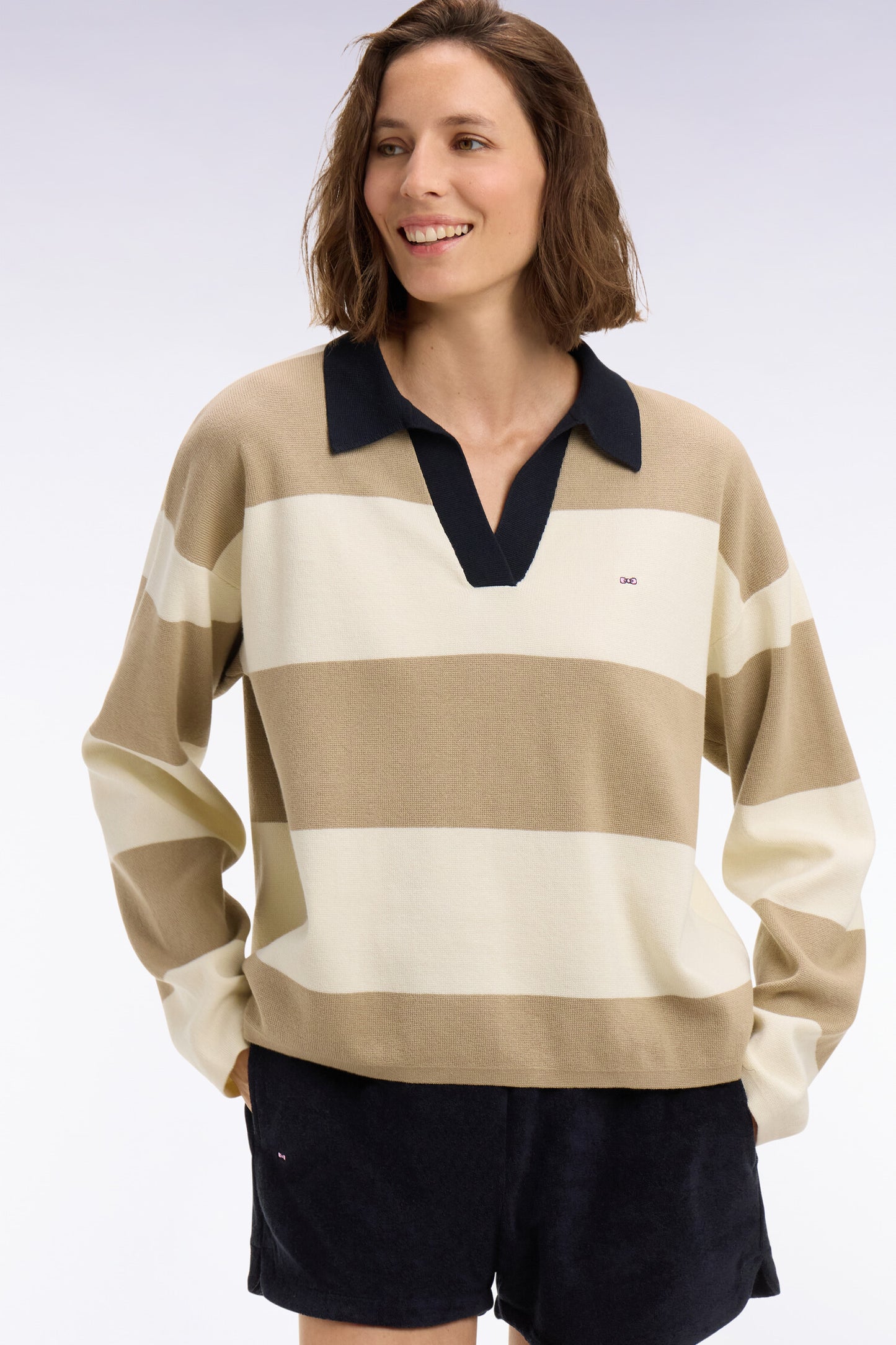 Pull col polo en coton rayé beige et écru coupe oversized