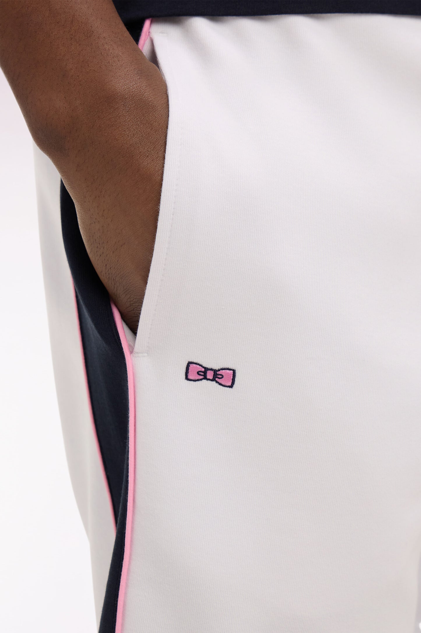 Short en interlock à découpes blanc et marine