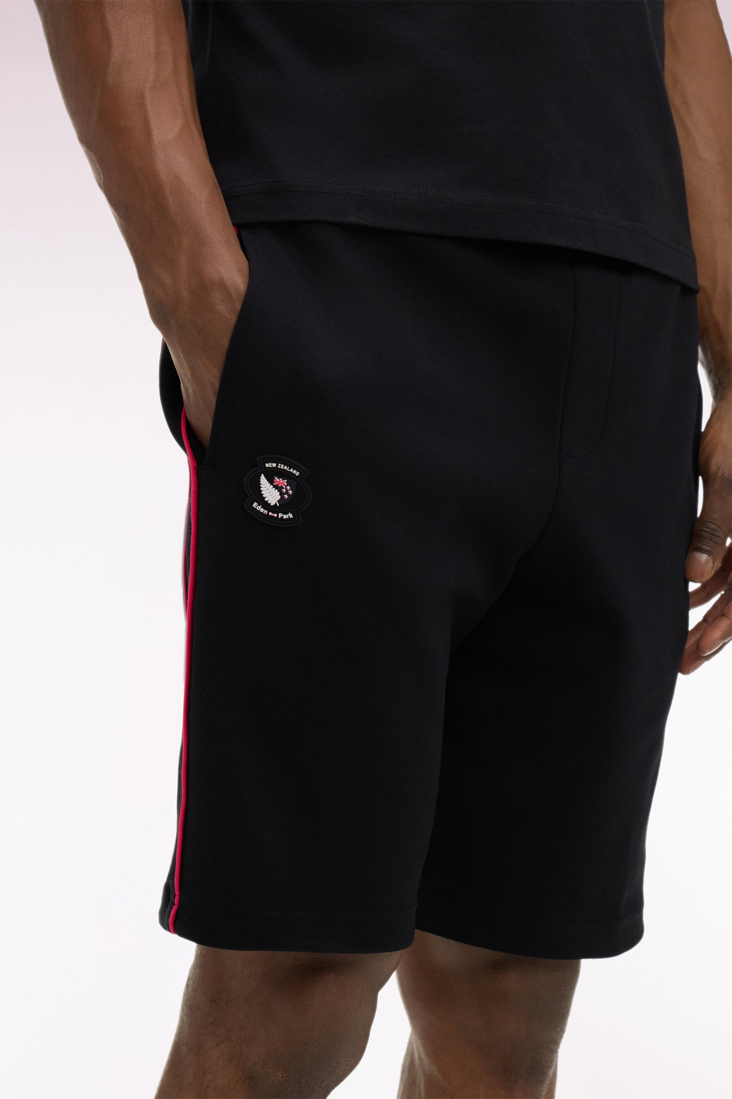 Short en molleton noir New Zealand