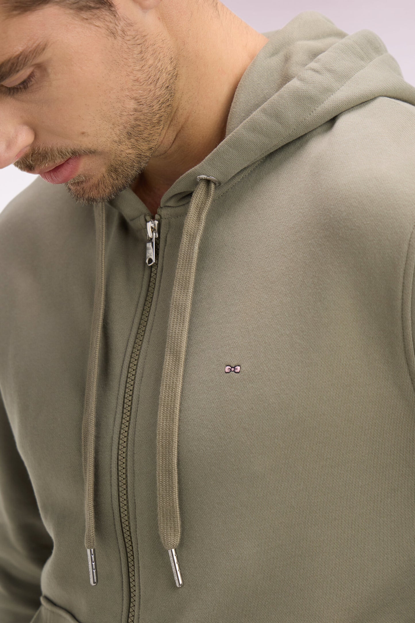 Sweatshirt zippé à capuche en molleton coton kaki