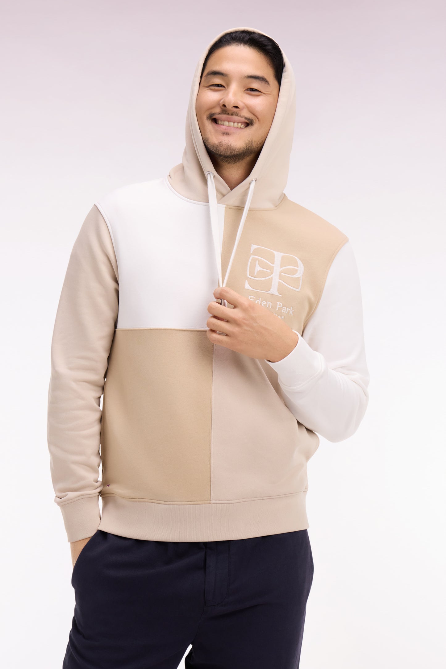 Regular fit beige colorblock fleece hooded sweatshirt with dials