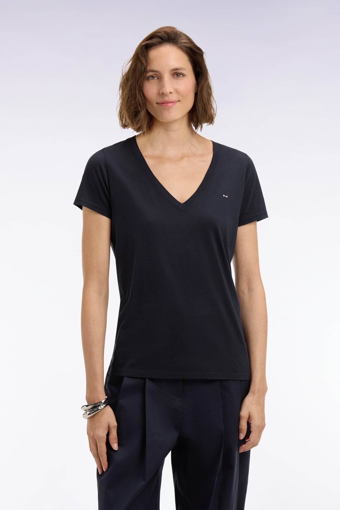 T-shirt à manches courtes col V en coton Pima marine coupe regular