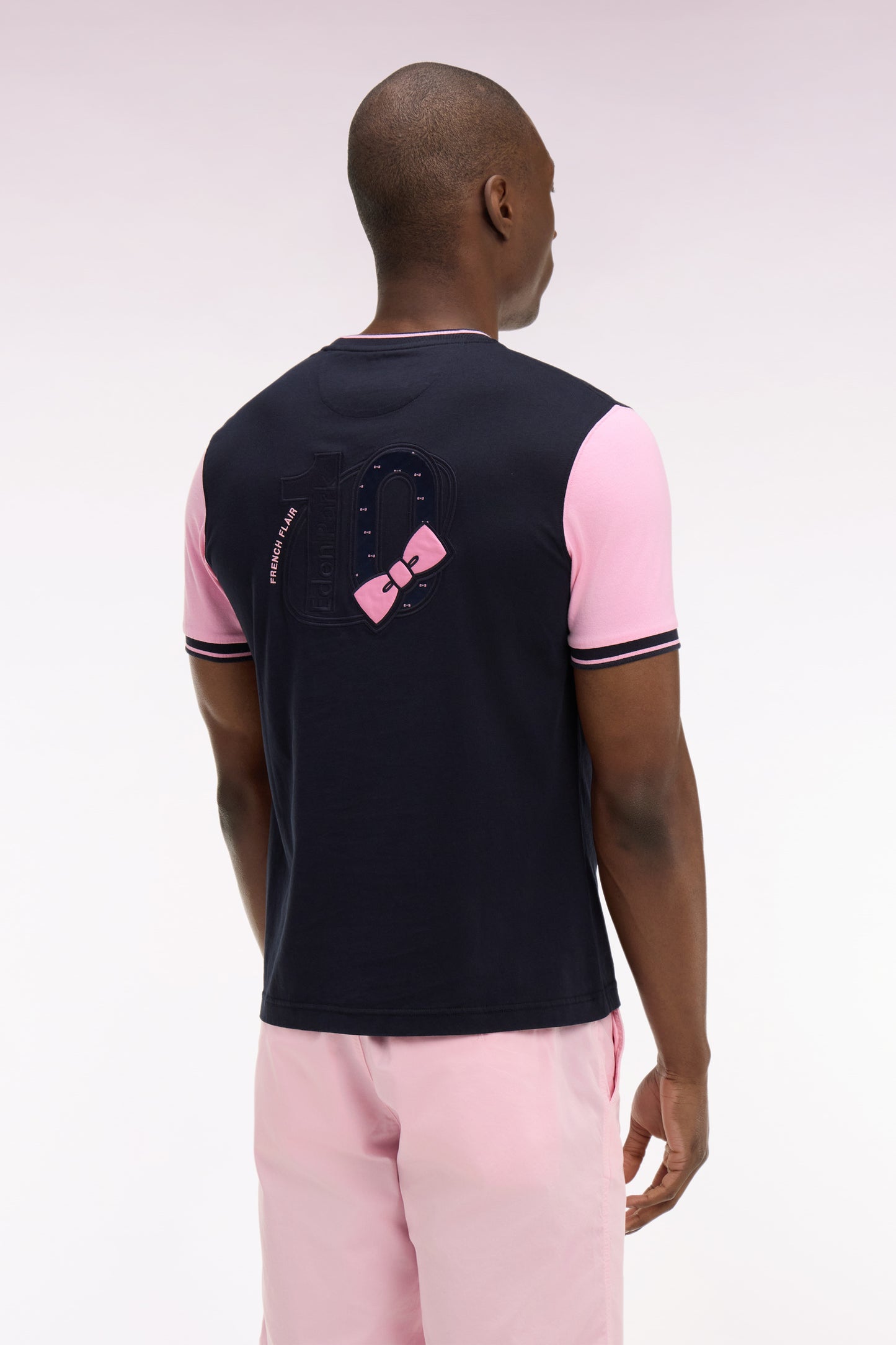 T-shirt à manches courtes en coton marine manches roses coupe regular