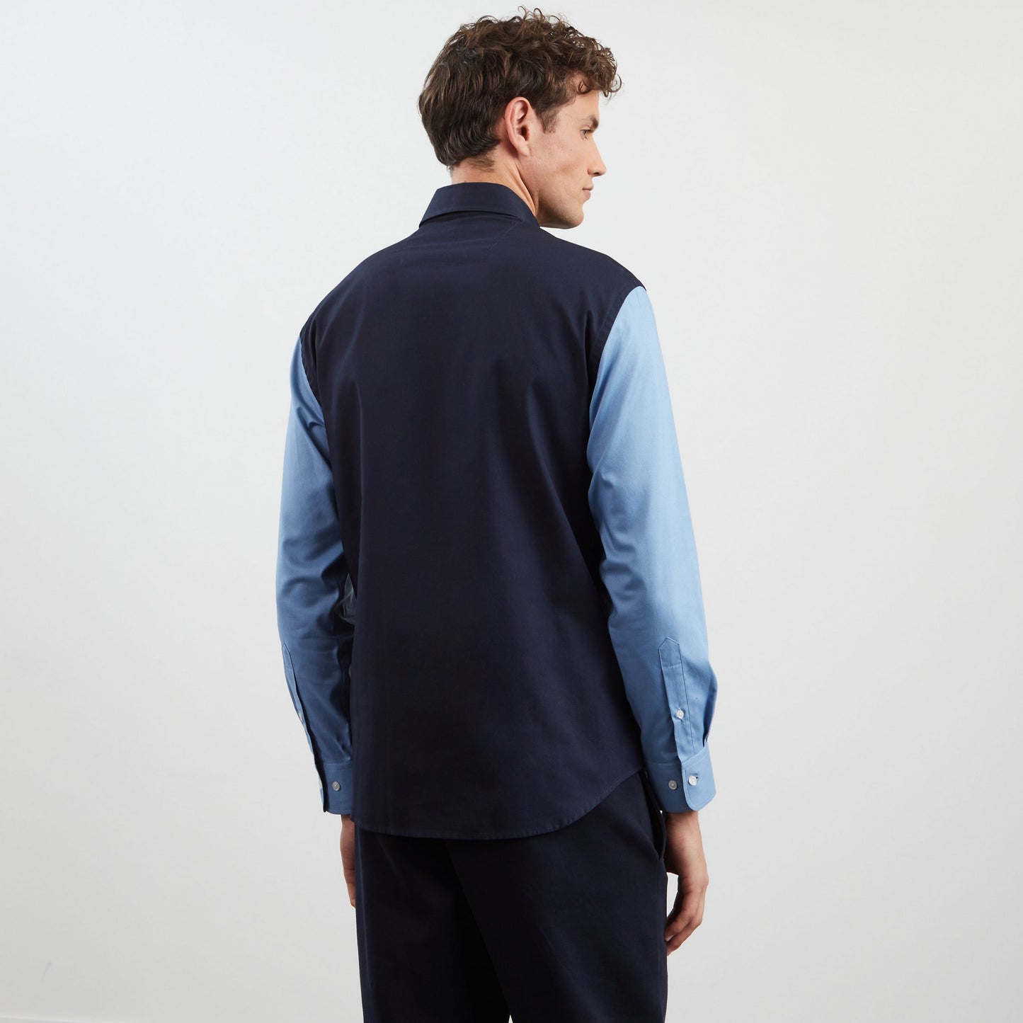 Chemise bleu colorblock à broderie n°10