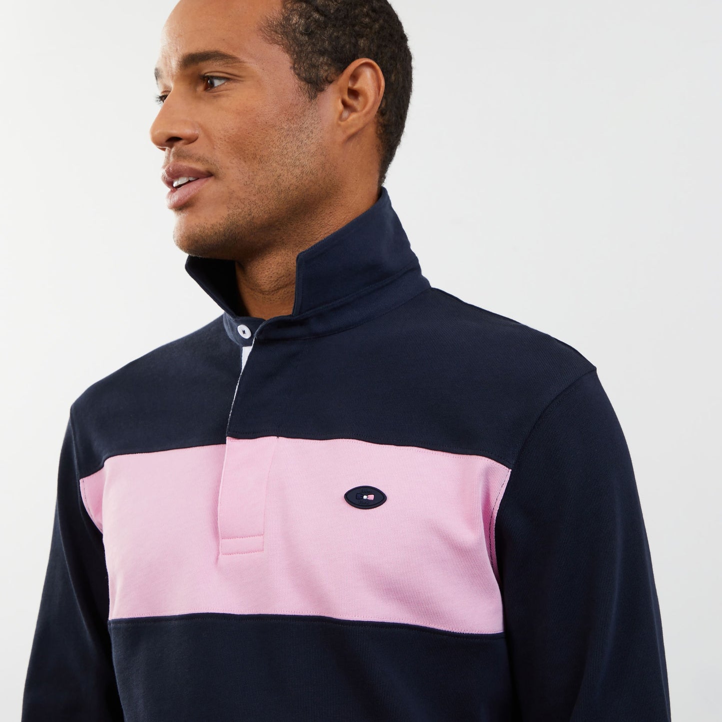 Maillot cerclé bleu foncé à broderie 10 dos