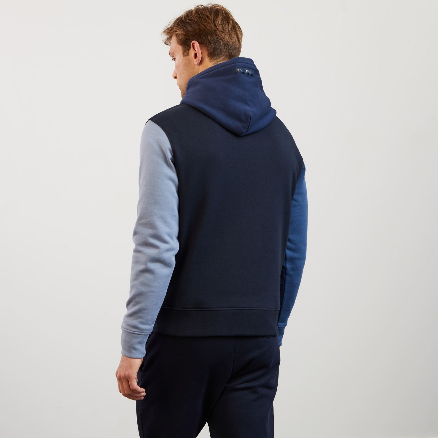 Sweat bleu colorblock