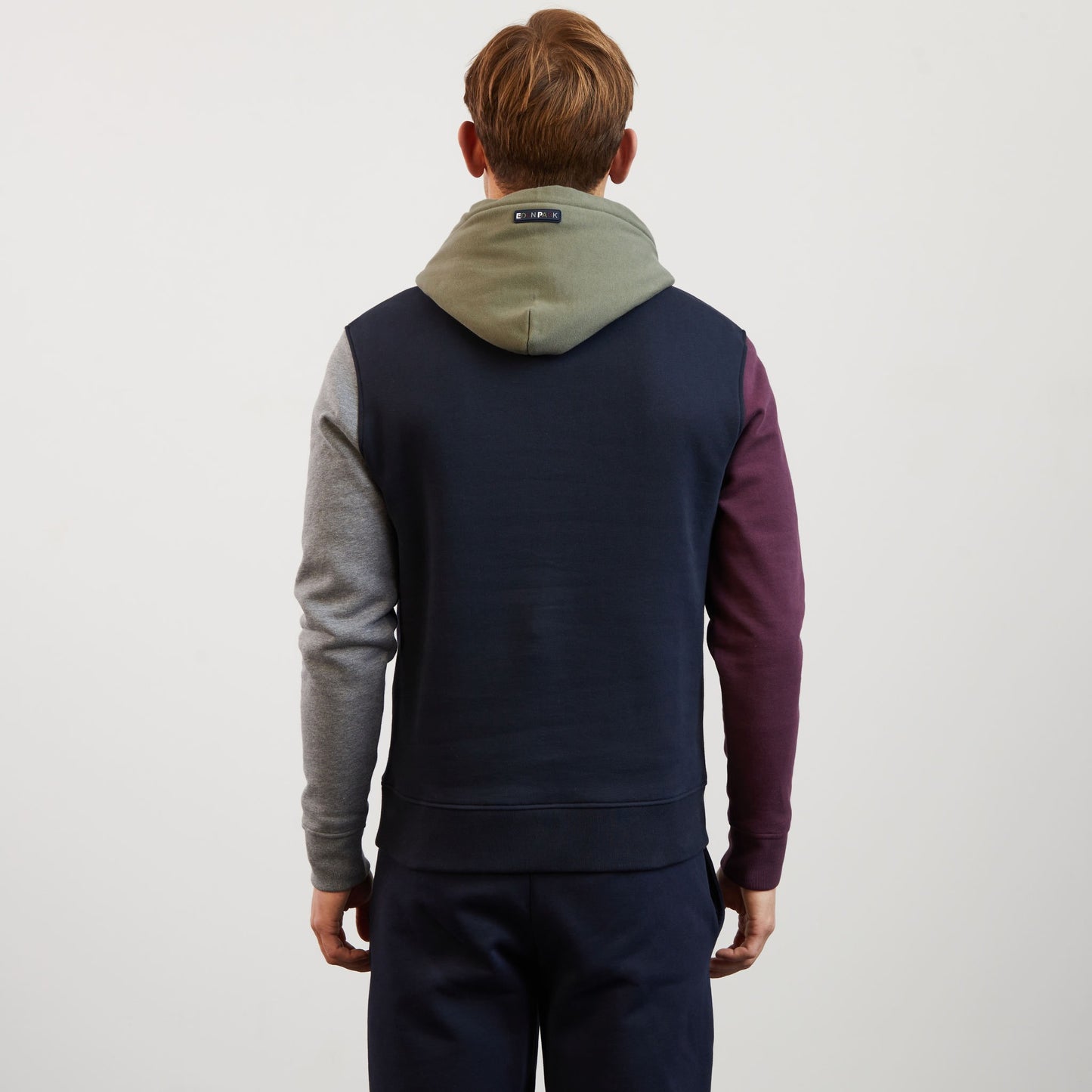 Sweat bleu marine colorblock