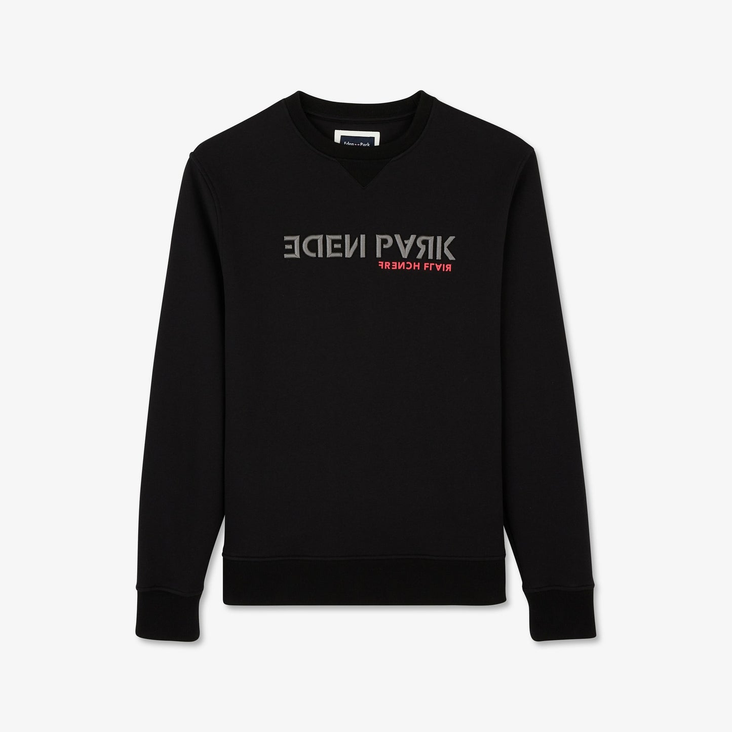 Black round-neck sweatshirt