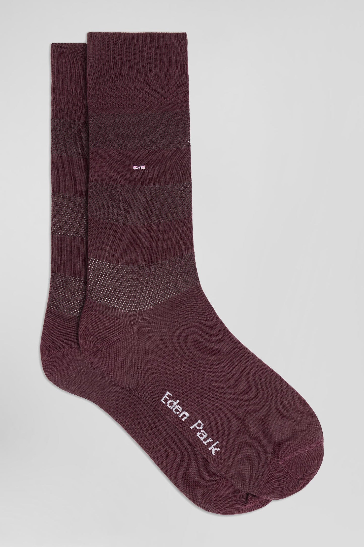 Paire de chaussettes bordeaux à jeux de maille en coton stretch - Image 1