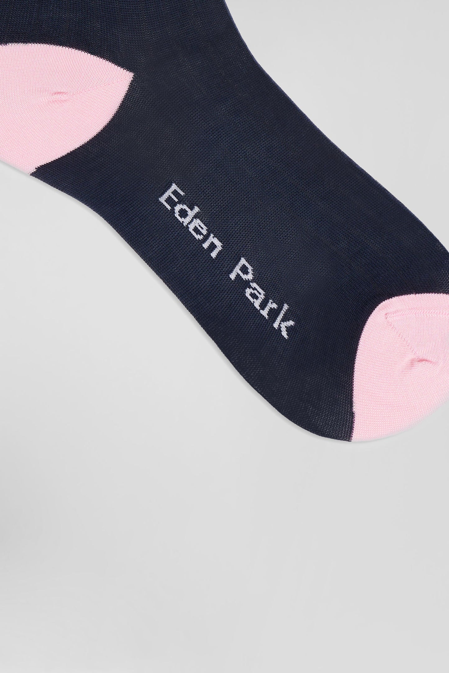 Paire de chaussettes en coton mélangé bleu marine et rose - Image 3