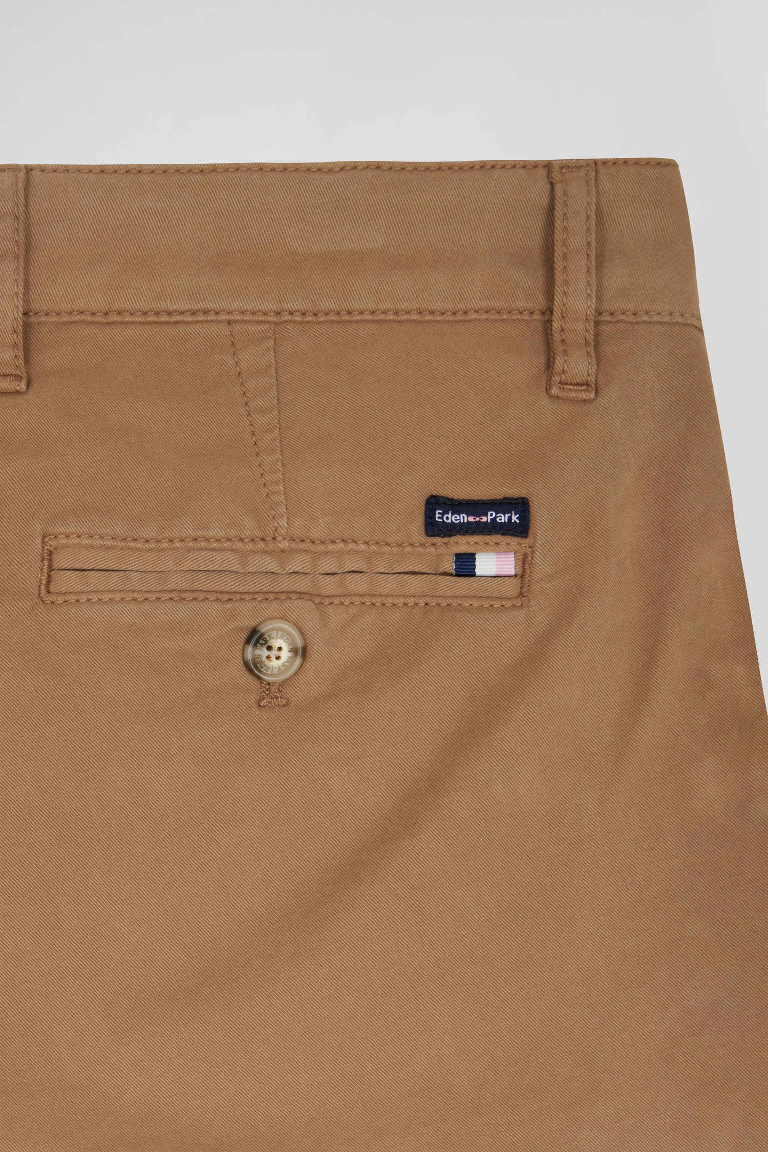 Pantalon chino marron en gabardine de coton stretch coupe Regular