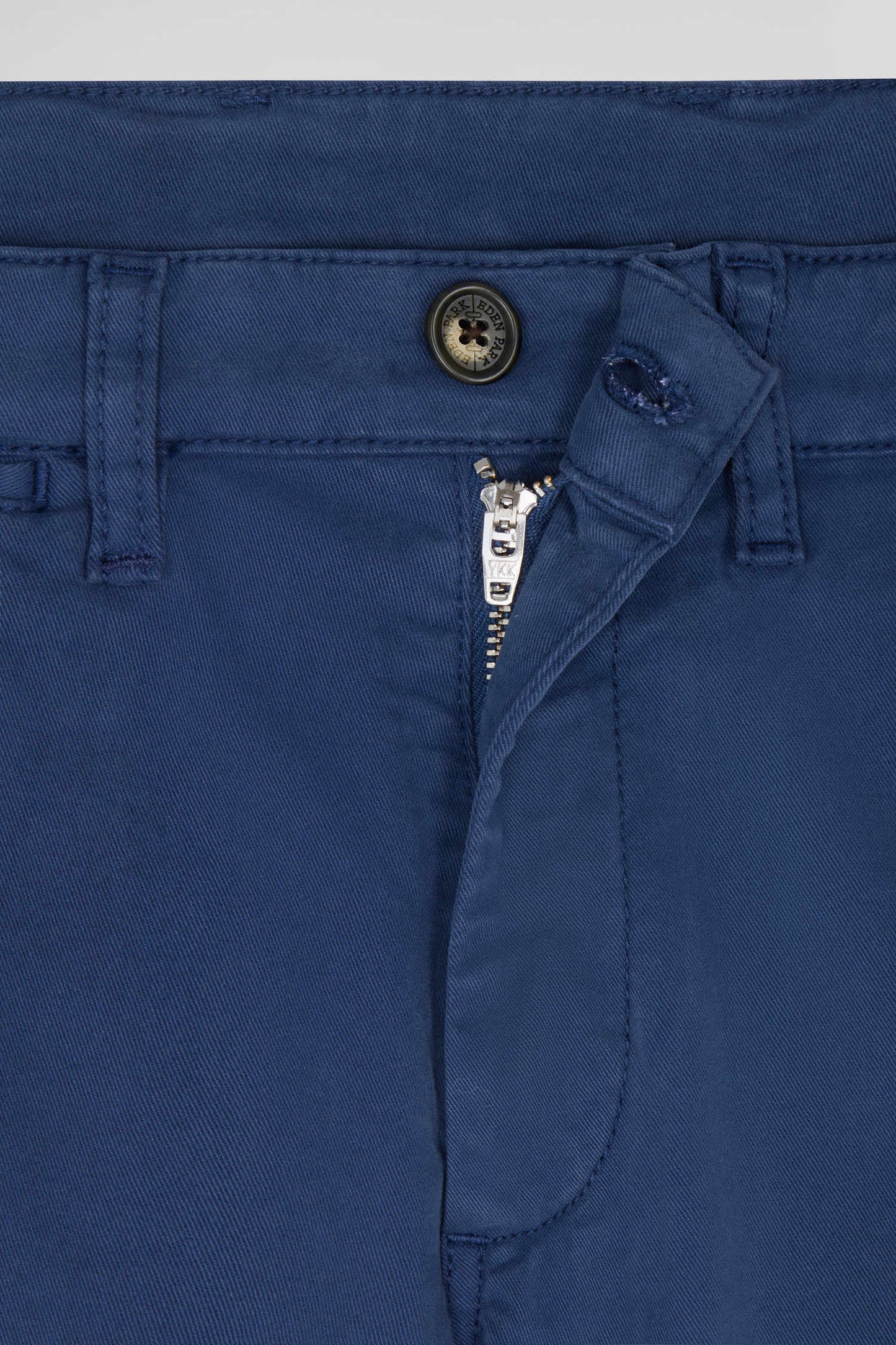 Pantalon chino bleu en gabardine de coton stretch coupe Regular - Image 7