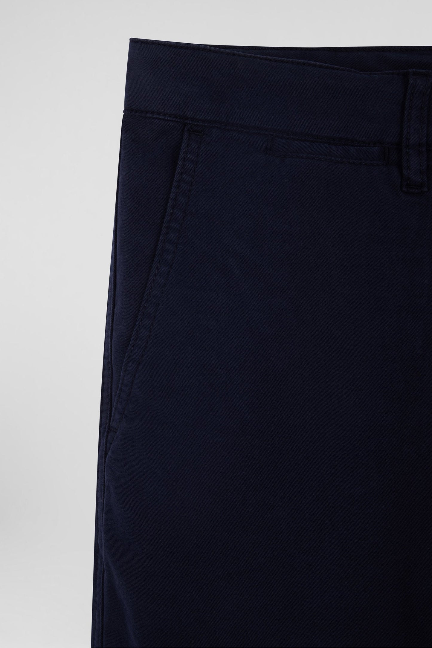 Pantalon chino bleu marine en gabardine de coton stretch coupe Regular - Image 7