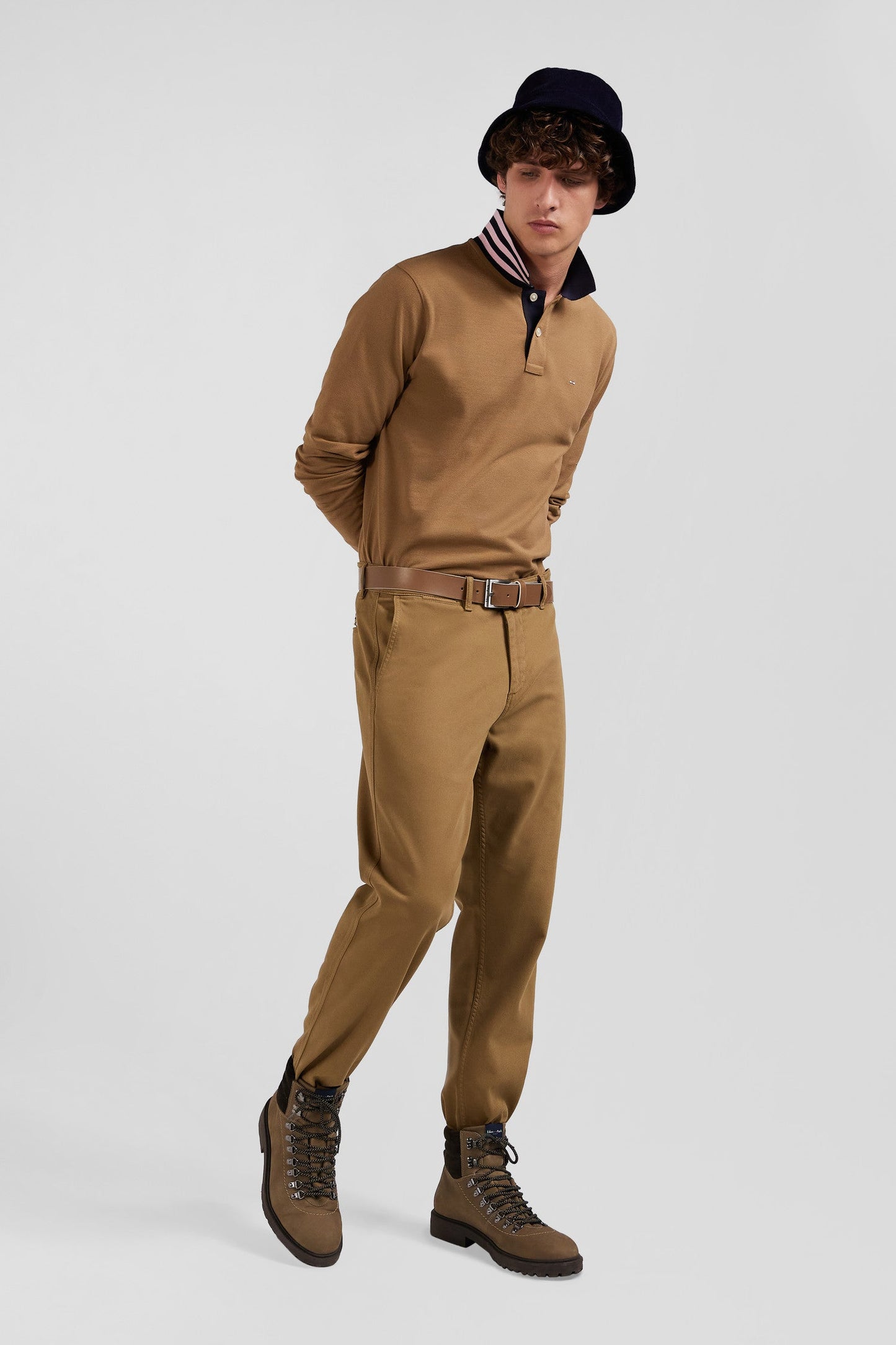 Pantalon chino en piqué de coton stretch et modal beige coupe Regular - Image 3