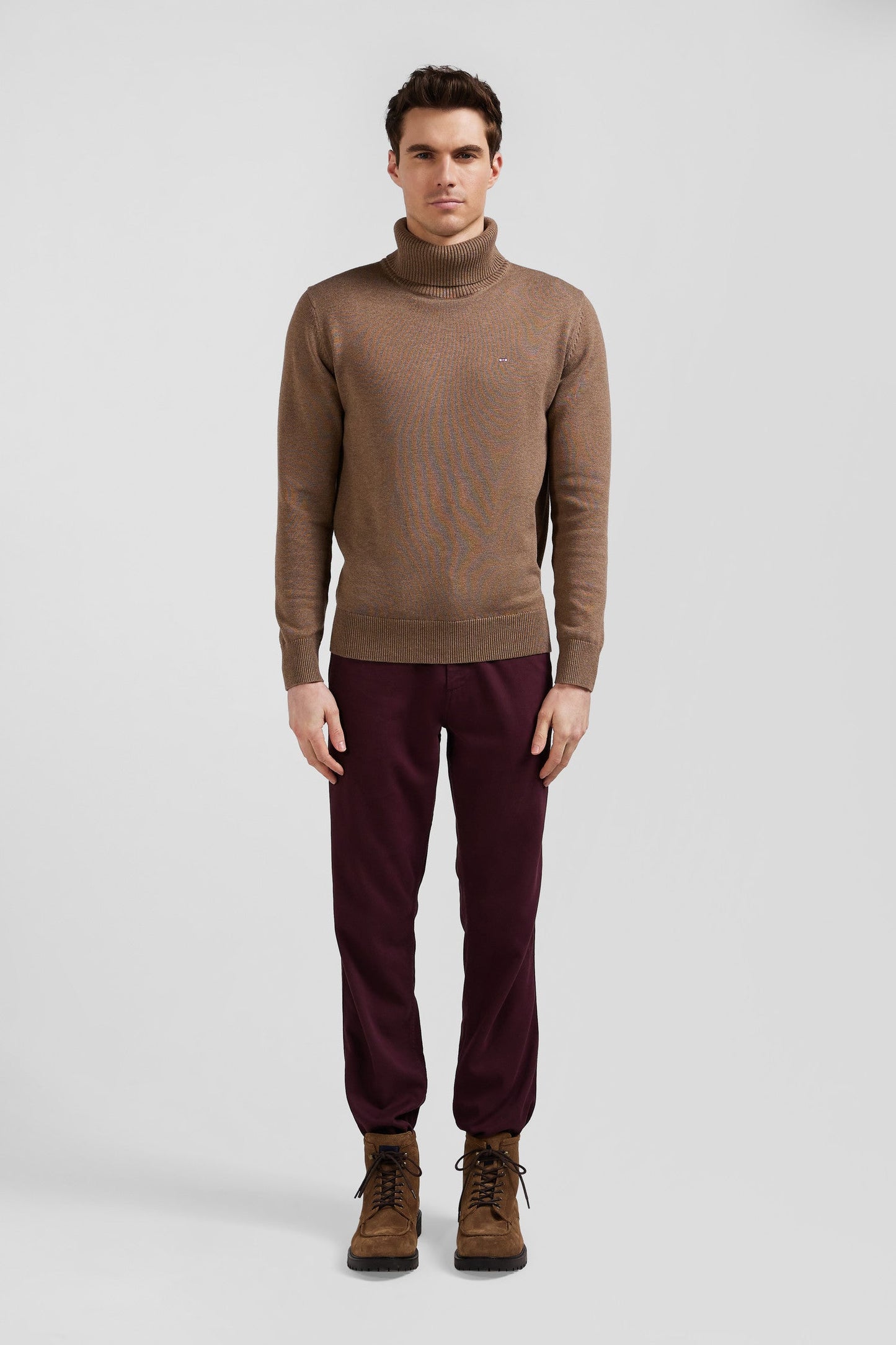 Pantalon chino en piqué de coton stretch et modal bordeaux coupe Regular - Image 1