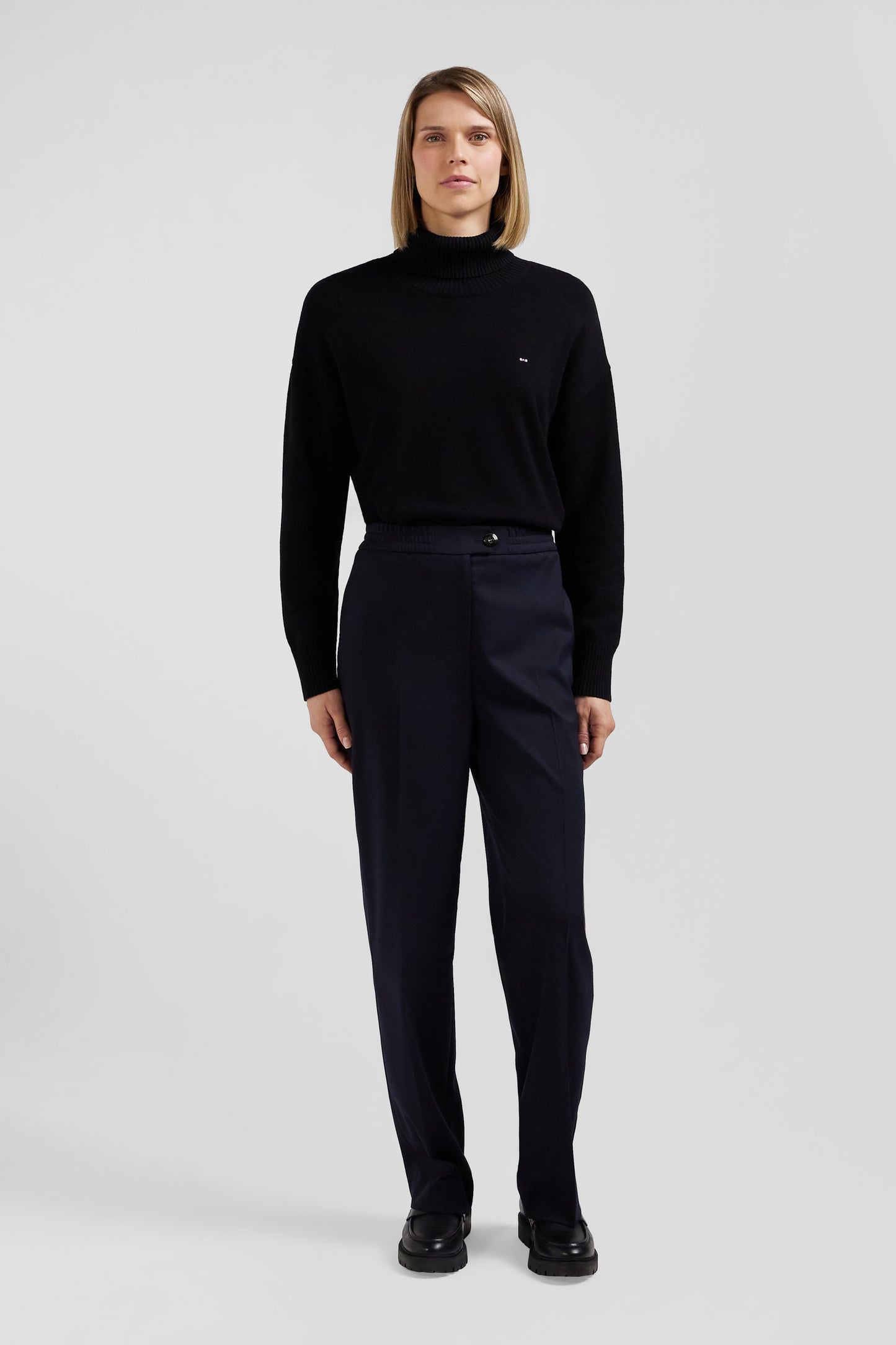 Modern navy blue virgin wool stretch trousers