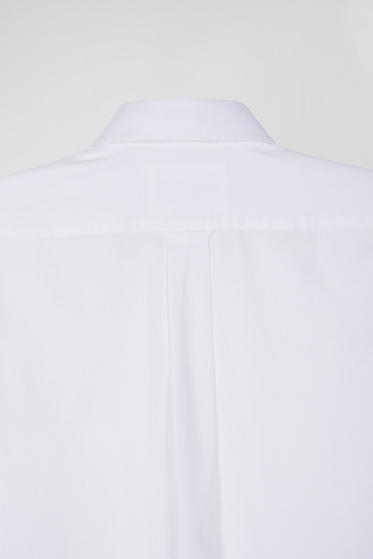 Chemise en piqué coton unie blanche coupe Regular - Image 9