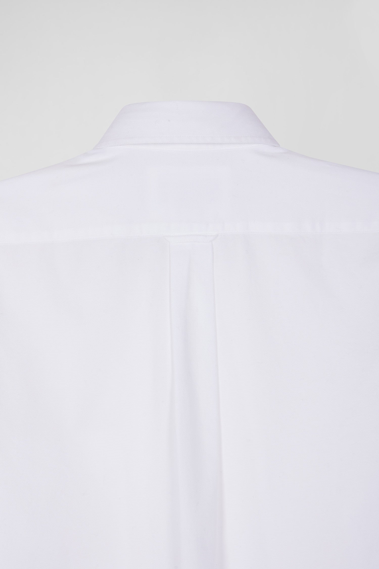 Chemise en piqué coton unie blanche coupe Regular