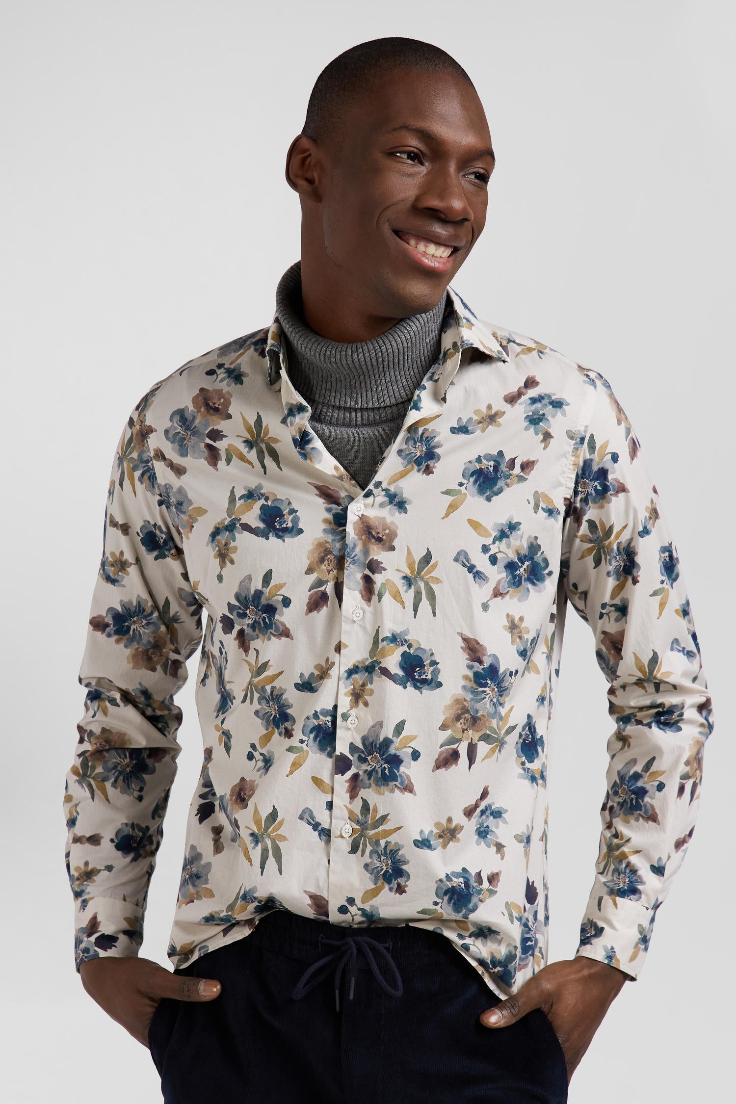 Chemise en coton à imprimé floral écru coupe Slim