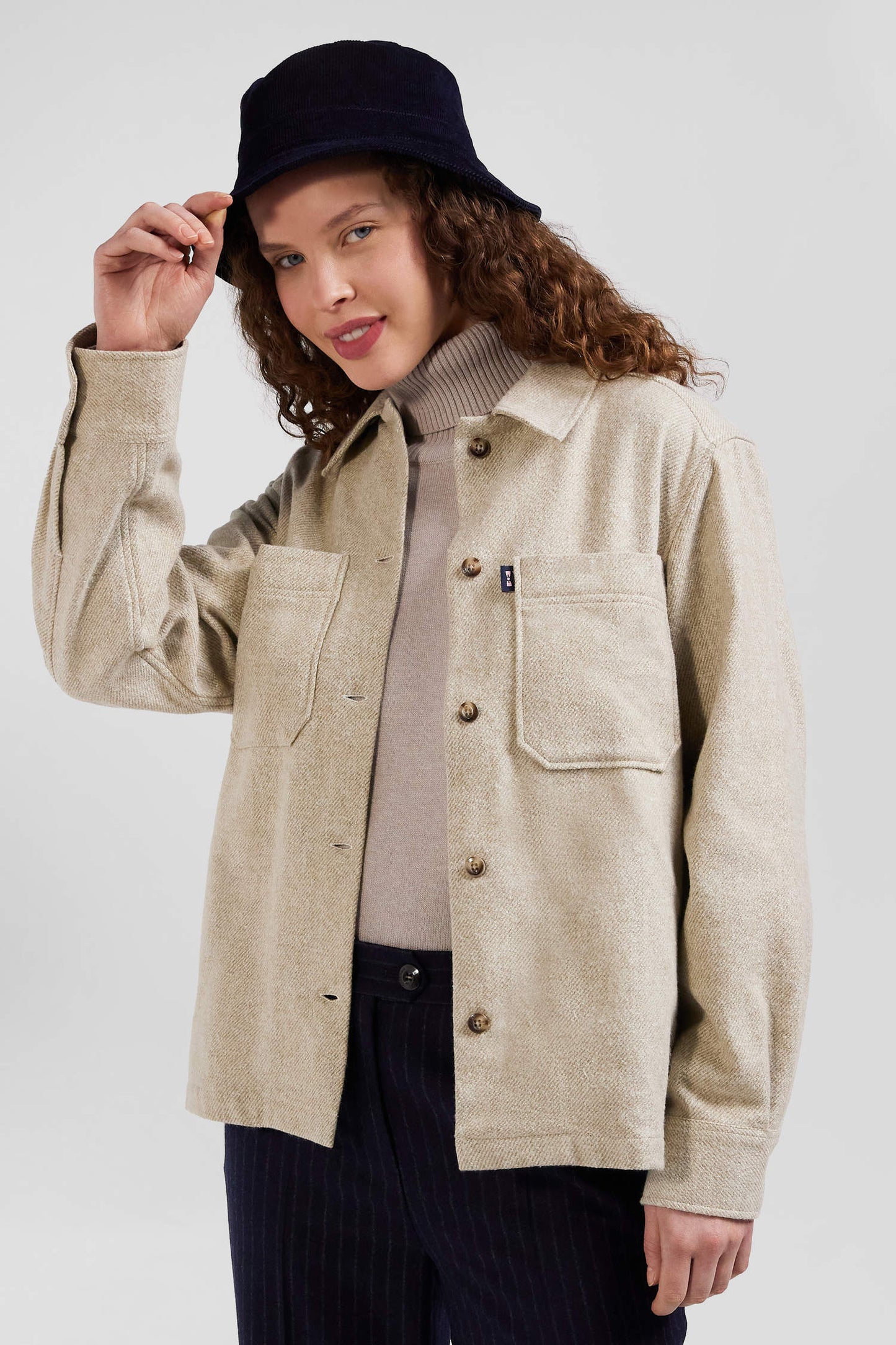 Relax beige mixed cotton overshirt with patch pockets