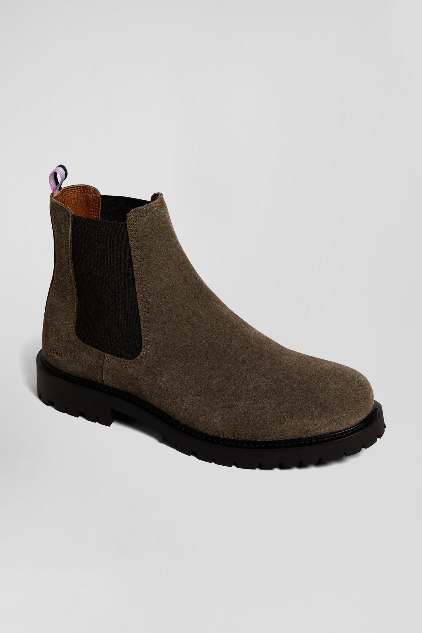 Chelsea boots en cuir grises à semelle crantée - Image 3