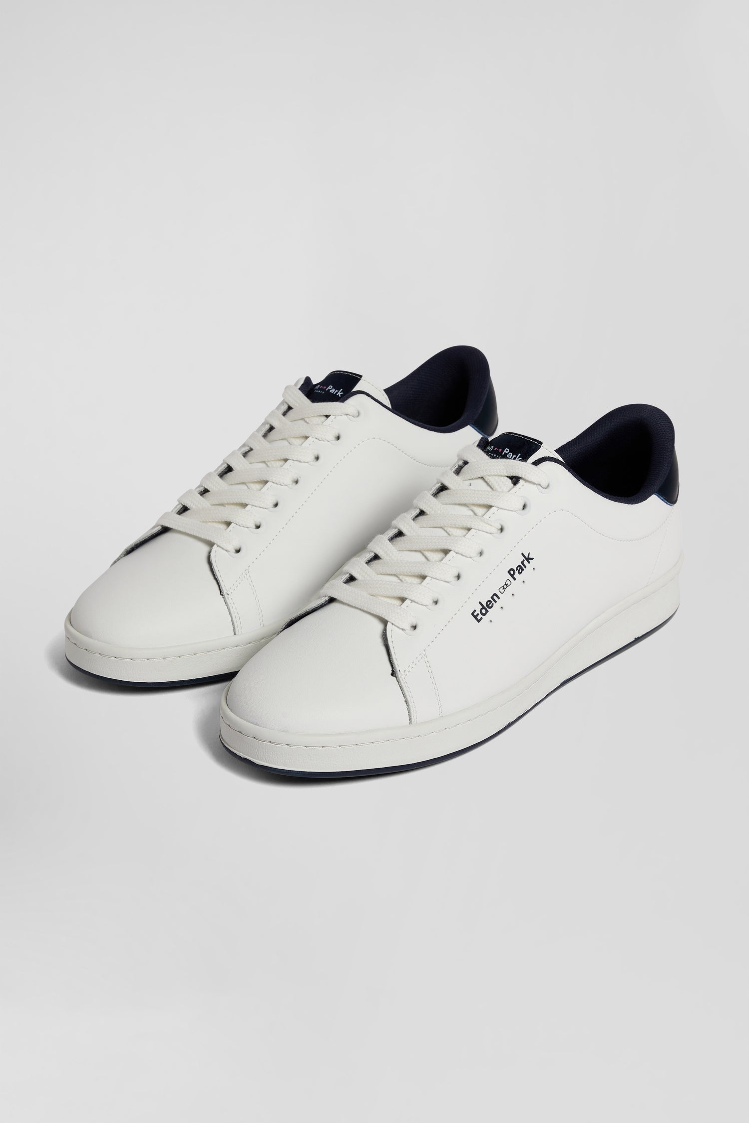 Baskets basses en cuir blanc