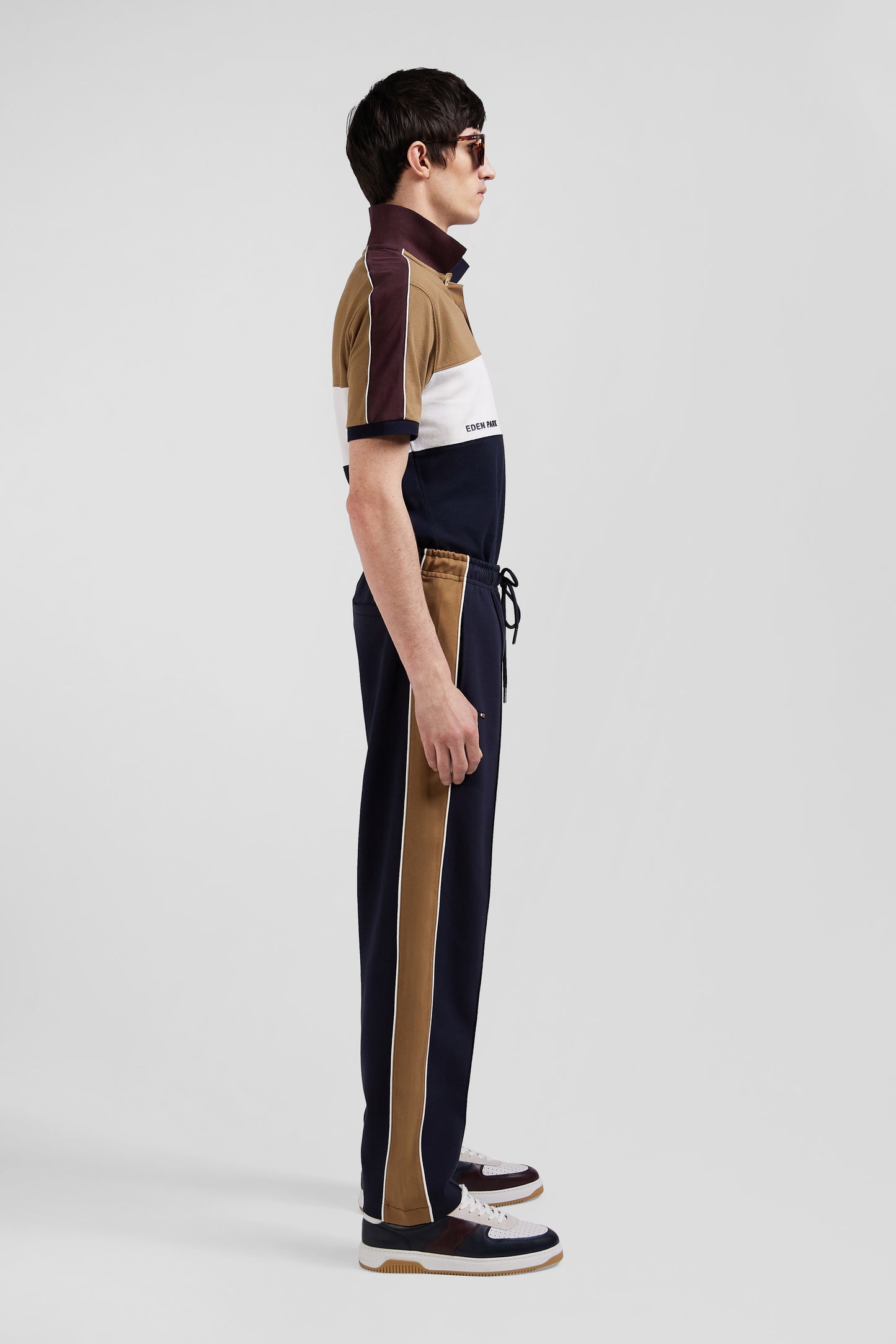 Hazelnut cotton-blend jogging pants Regular fit Leg piping