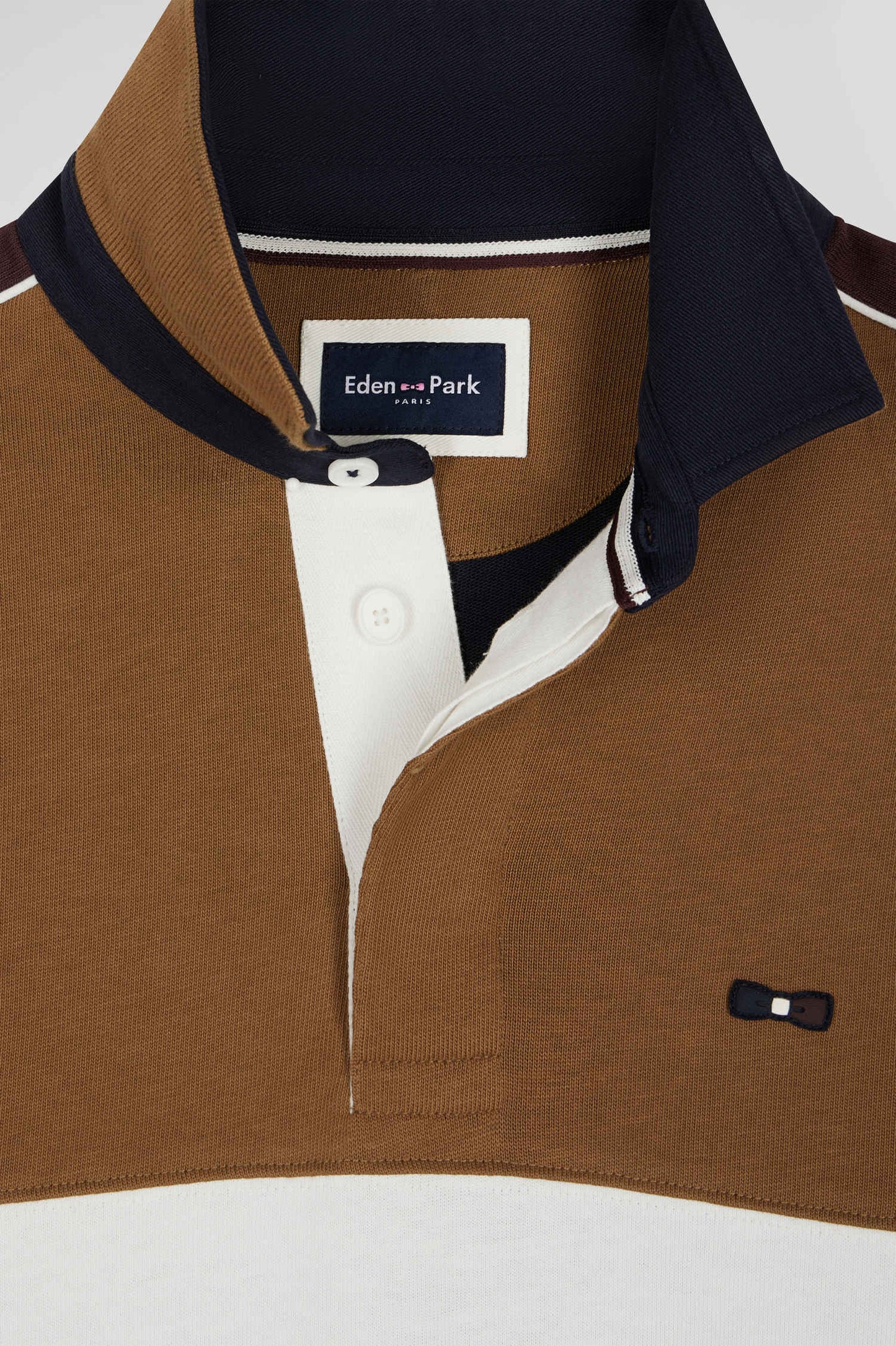 Long-sleeved jersey in hazelnut cotton with back embroidery and regular fit piping