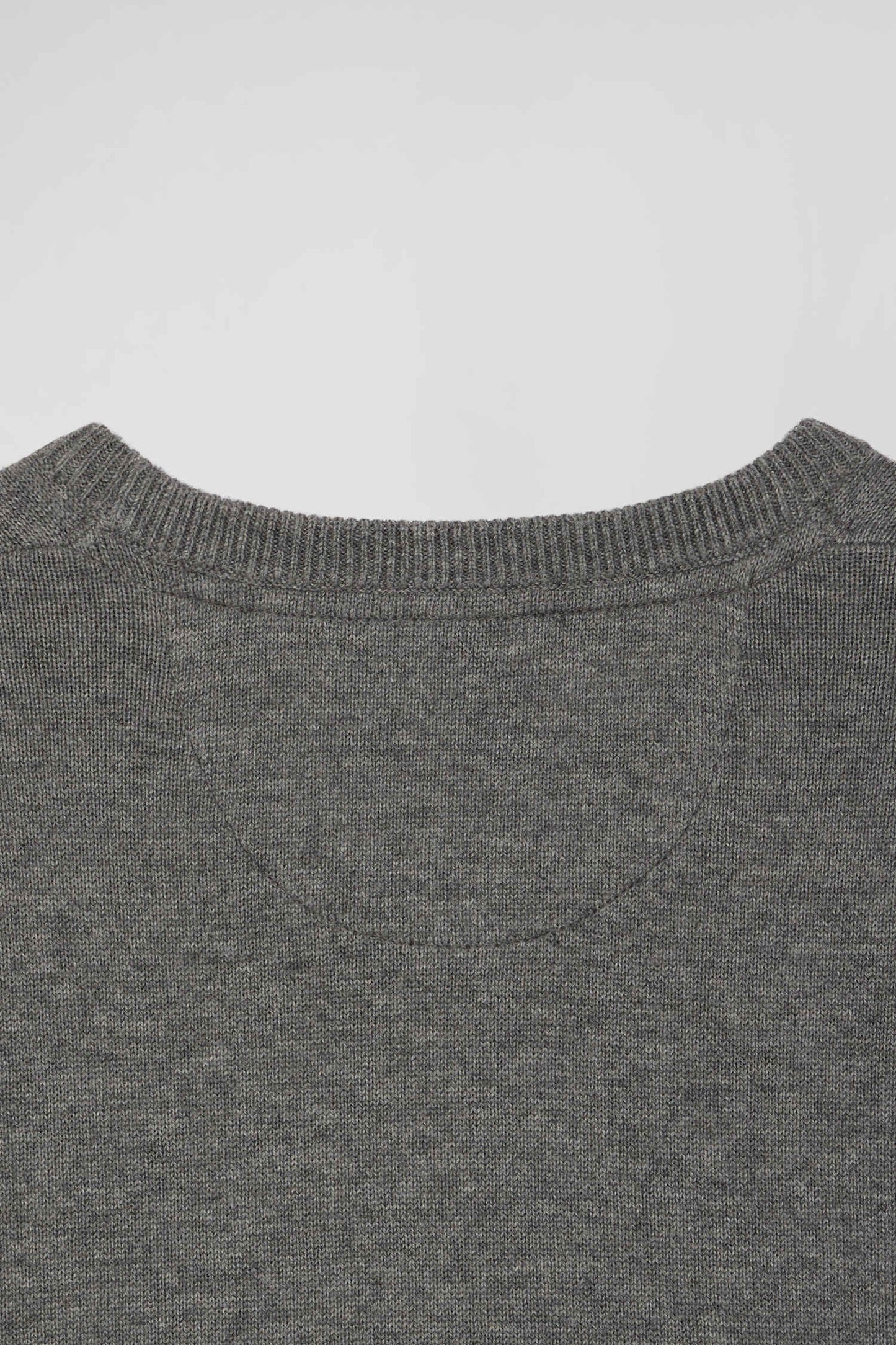 Pull col rond en laine et coton gris clair coupe Regular - Image 8