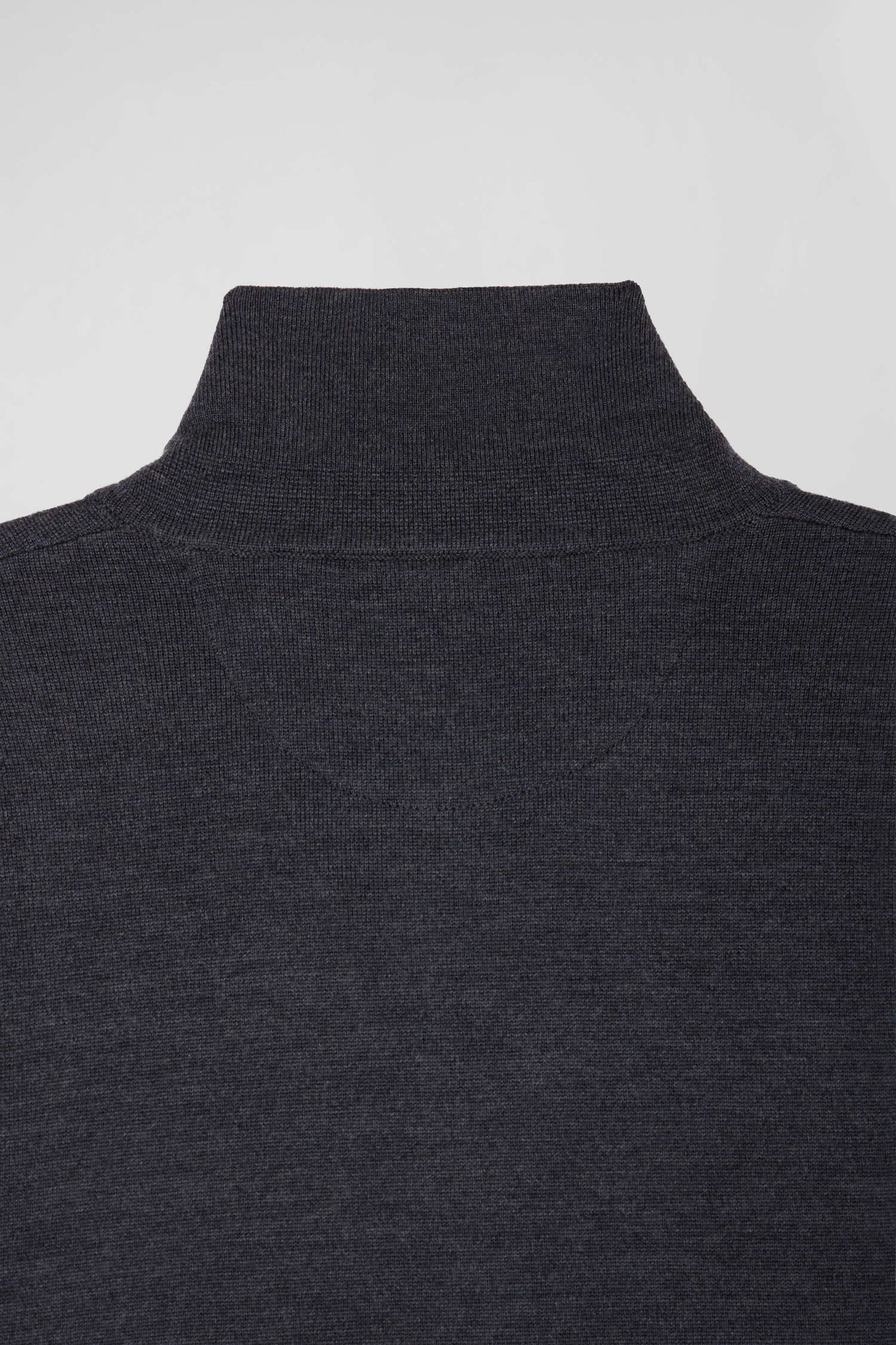 Pull col maillot en laine gris anthracite coupe Regular - Image 10