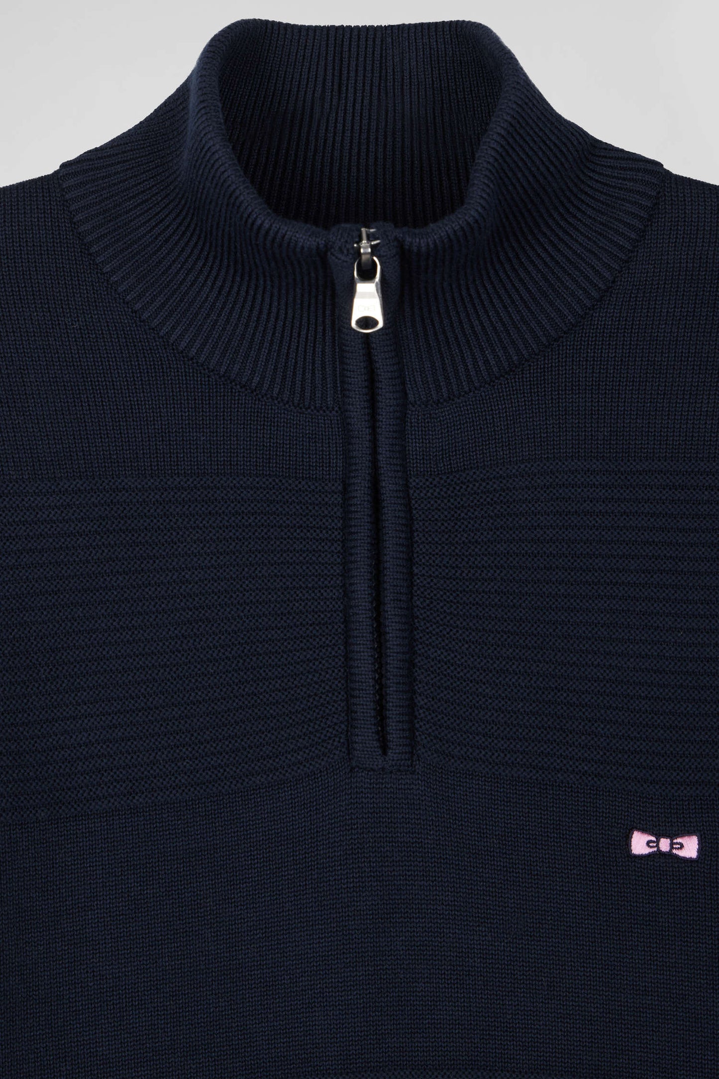 Pull col camionneur en coton bleu marine à jeux de maille coupe Regular - Image 7