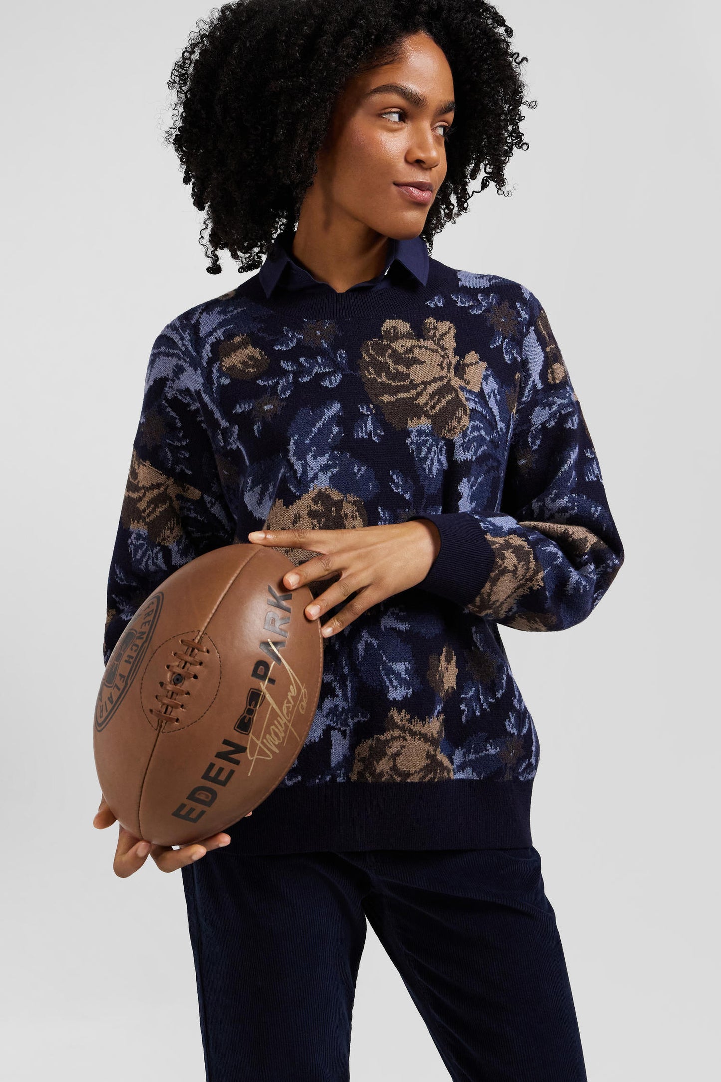 Oversize navy wool and cotton crew neck jumper with floral patterns