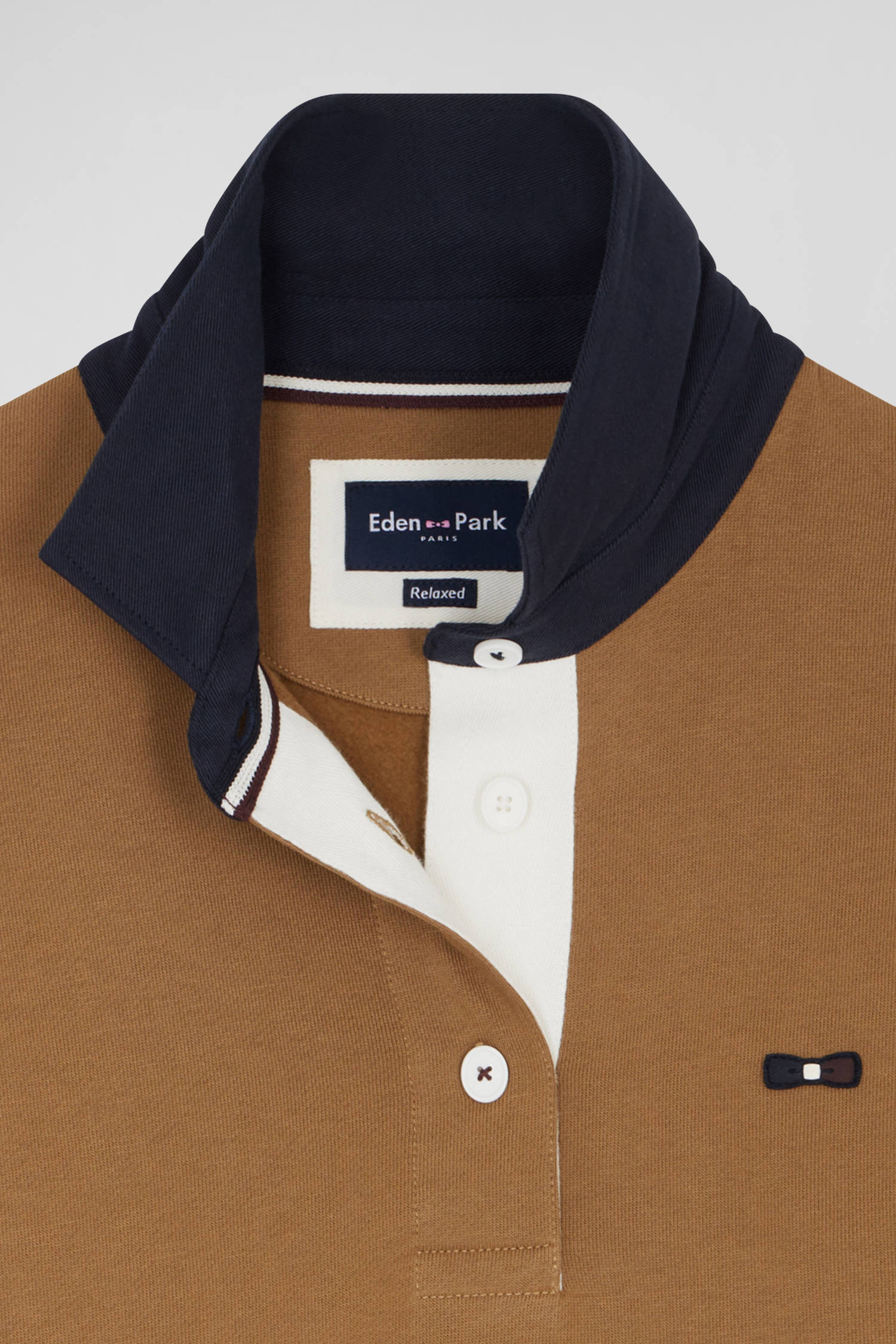 Relaxed camel cotton sweatshirt with rugby shirt collar