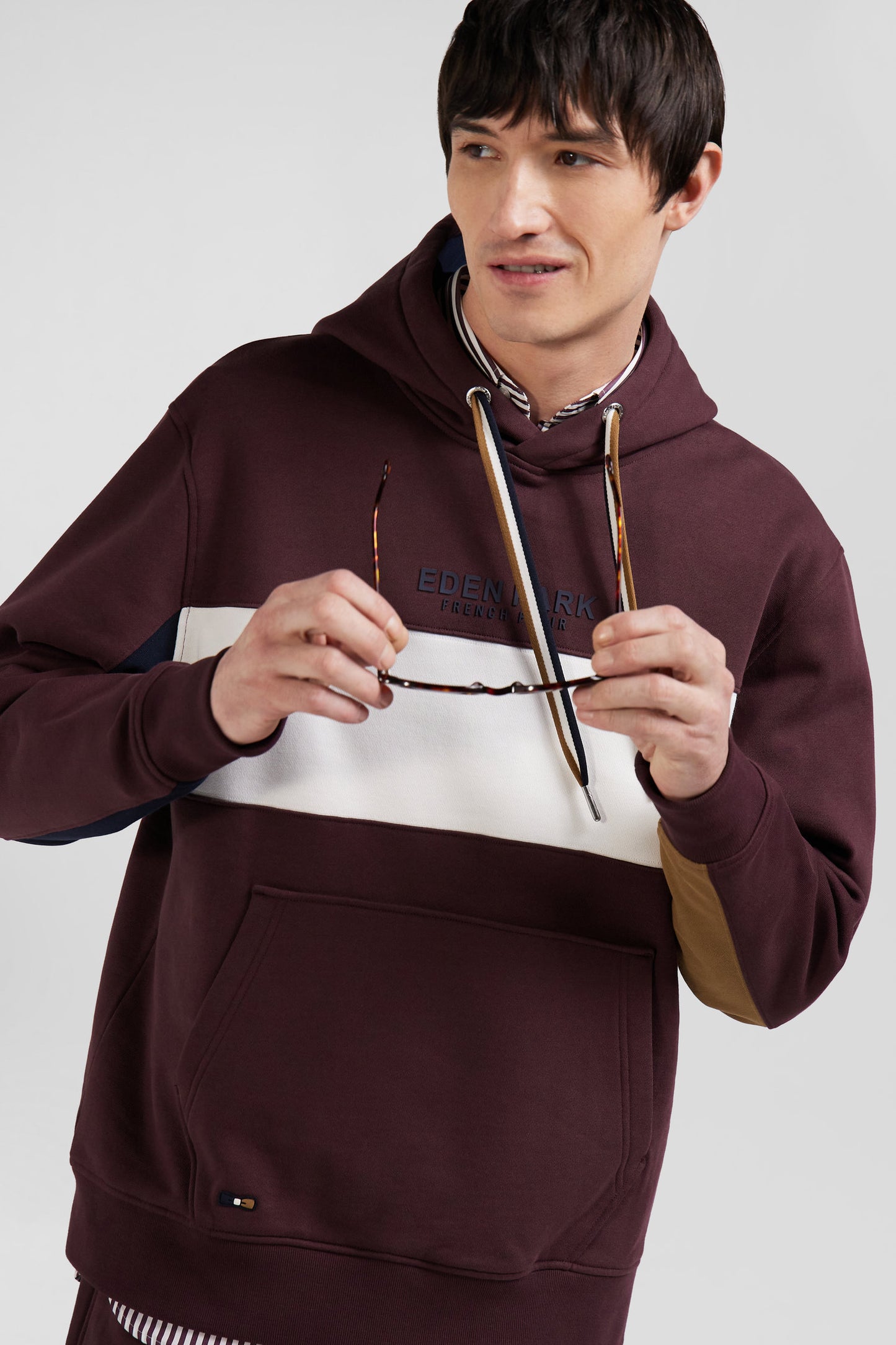 Relaxed burgundy colorblock cotton hoodie